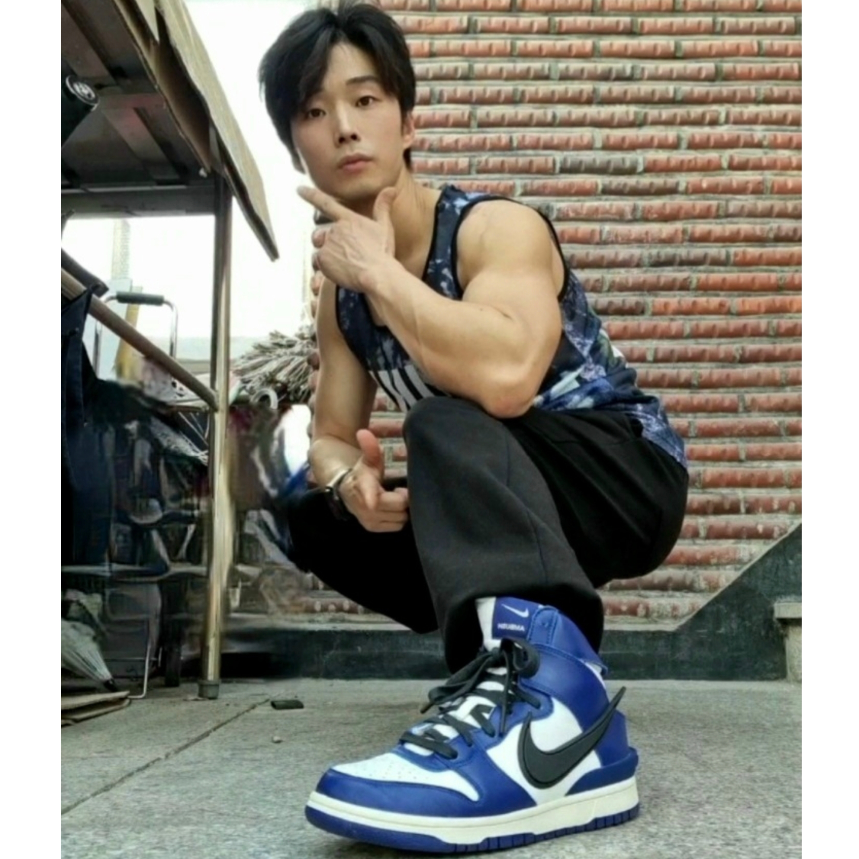 Nike x Ambush Dunk High Deep Royal Blue 착용 스타일 - 1
