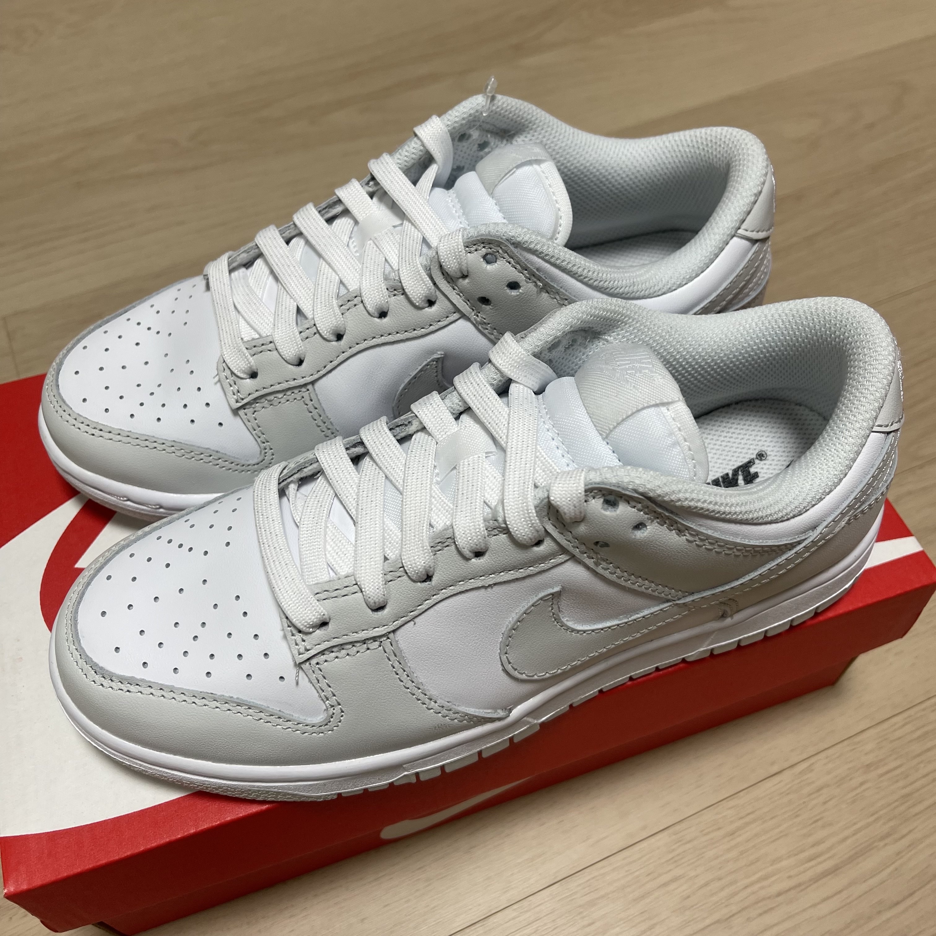 (W) Nike Dunk Low Photon Dust 착용 스타일