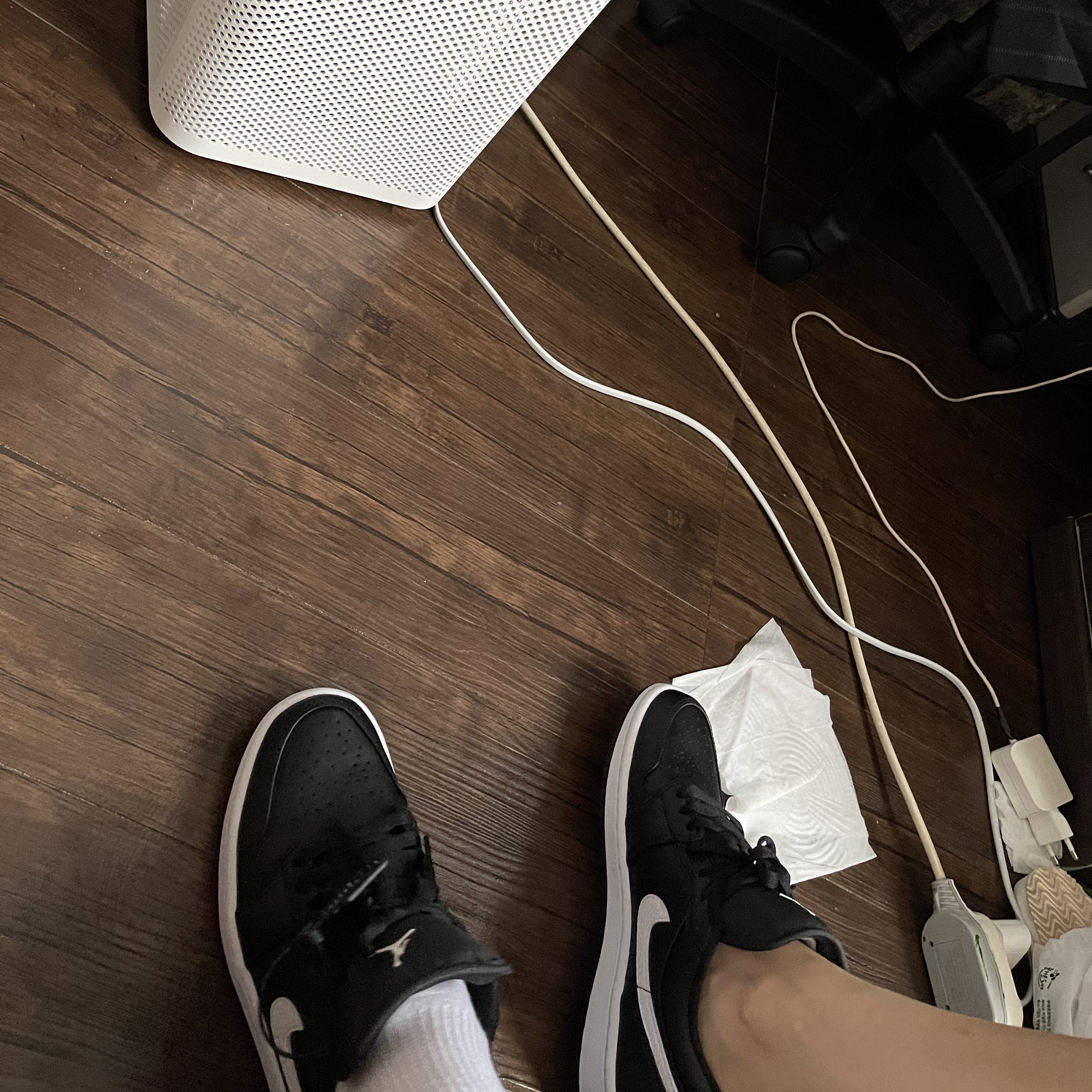 (W) Jordan 1 Low Black White 착용 스타일