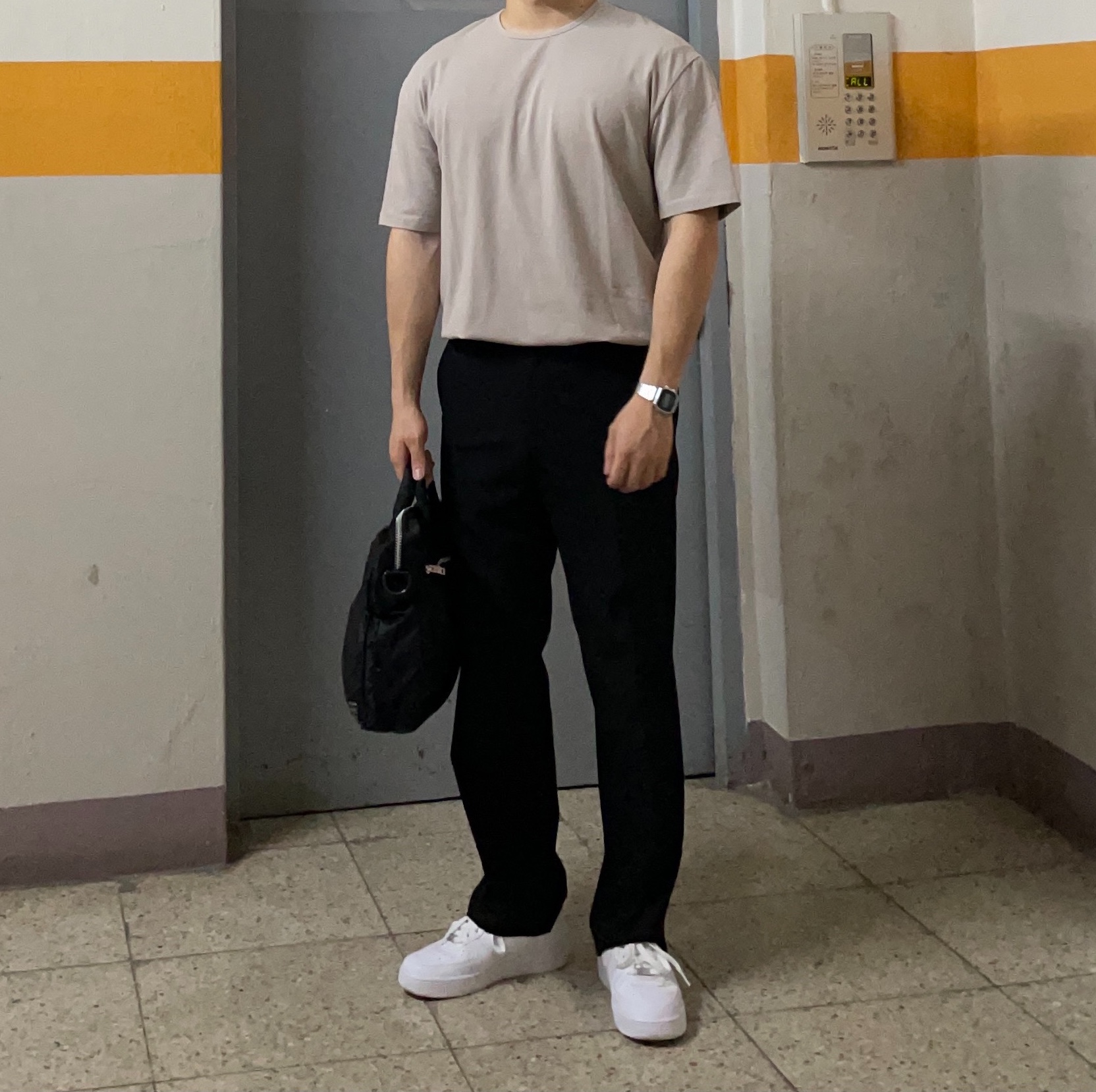 Nike Air Force 1 '07 Low White 착용 스타일