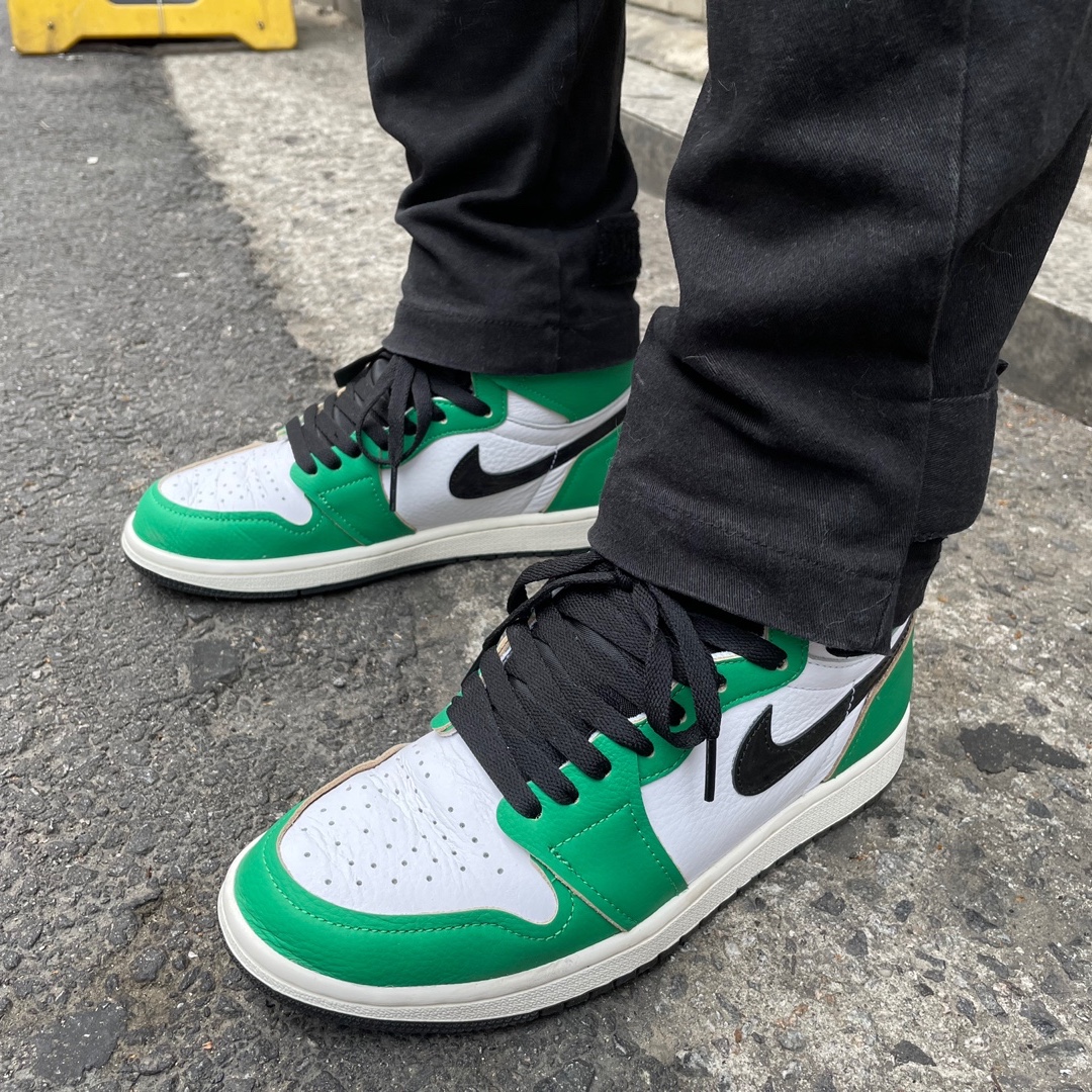 (W) Jordan 1 Retro High OG Lucky Green 착용 스타일 - 1