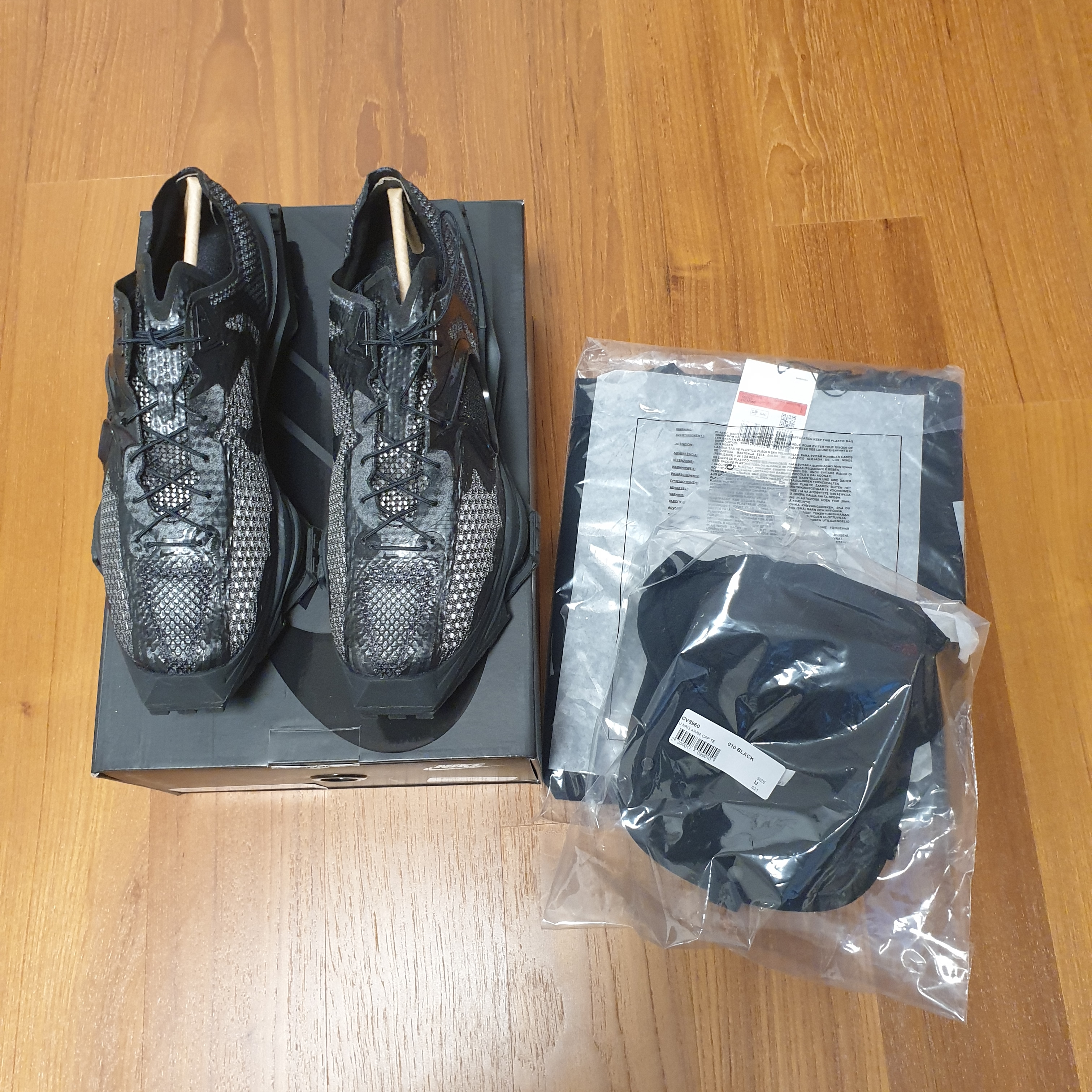 Nike x Matthew M Williams Zoom 004 Triple Black, Nike x Matthew M Williams NRG AW84 Cap Black 착용 스타일 - 1