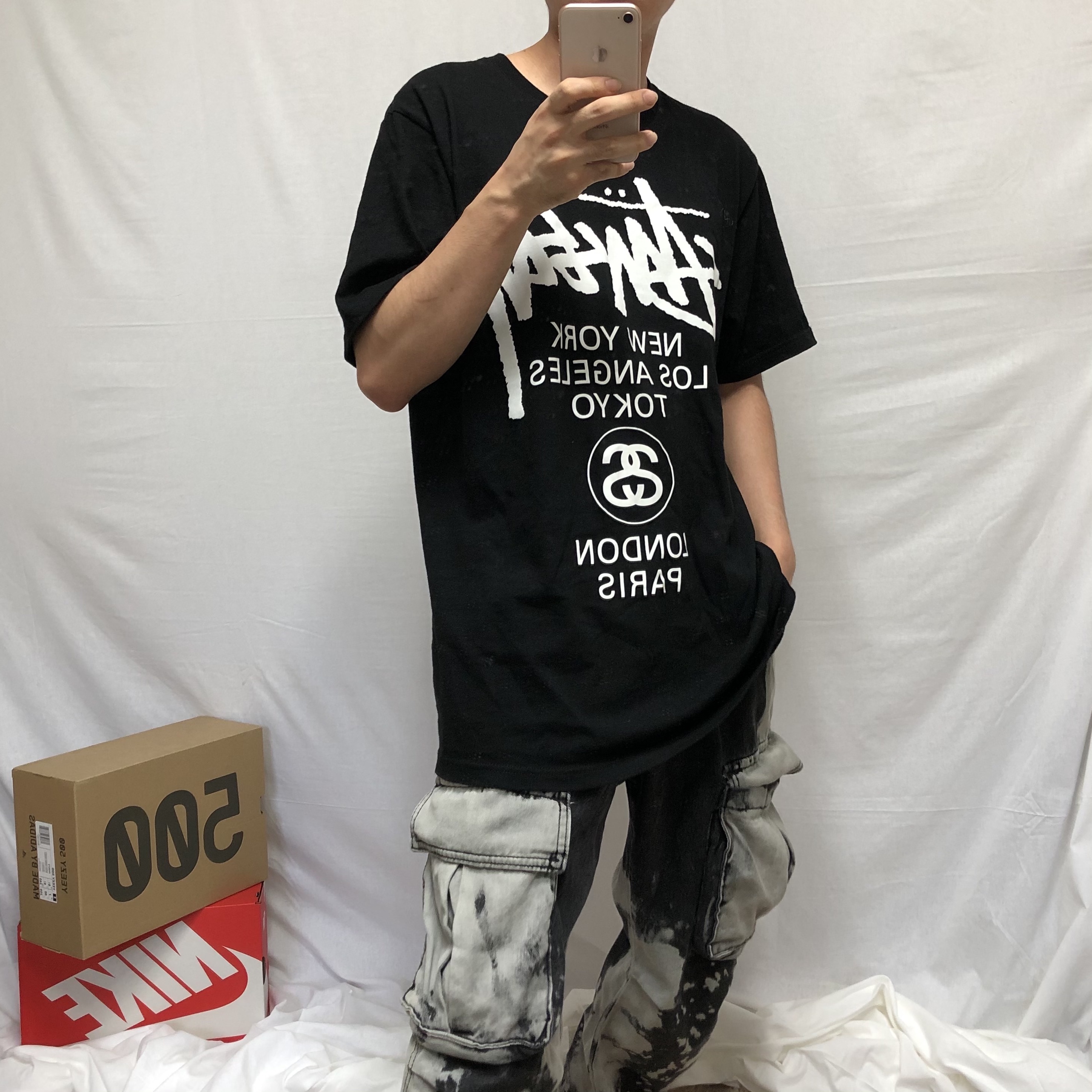 Stussy DSM World Tour T-Shirt Black 착용 스타일