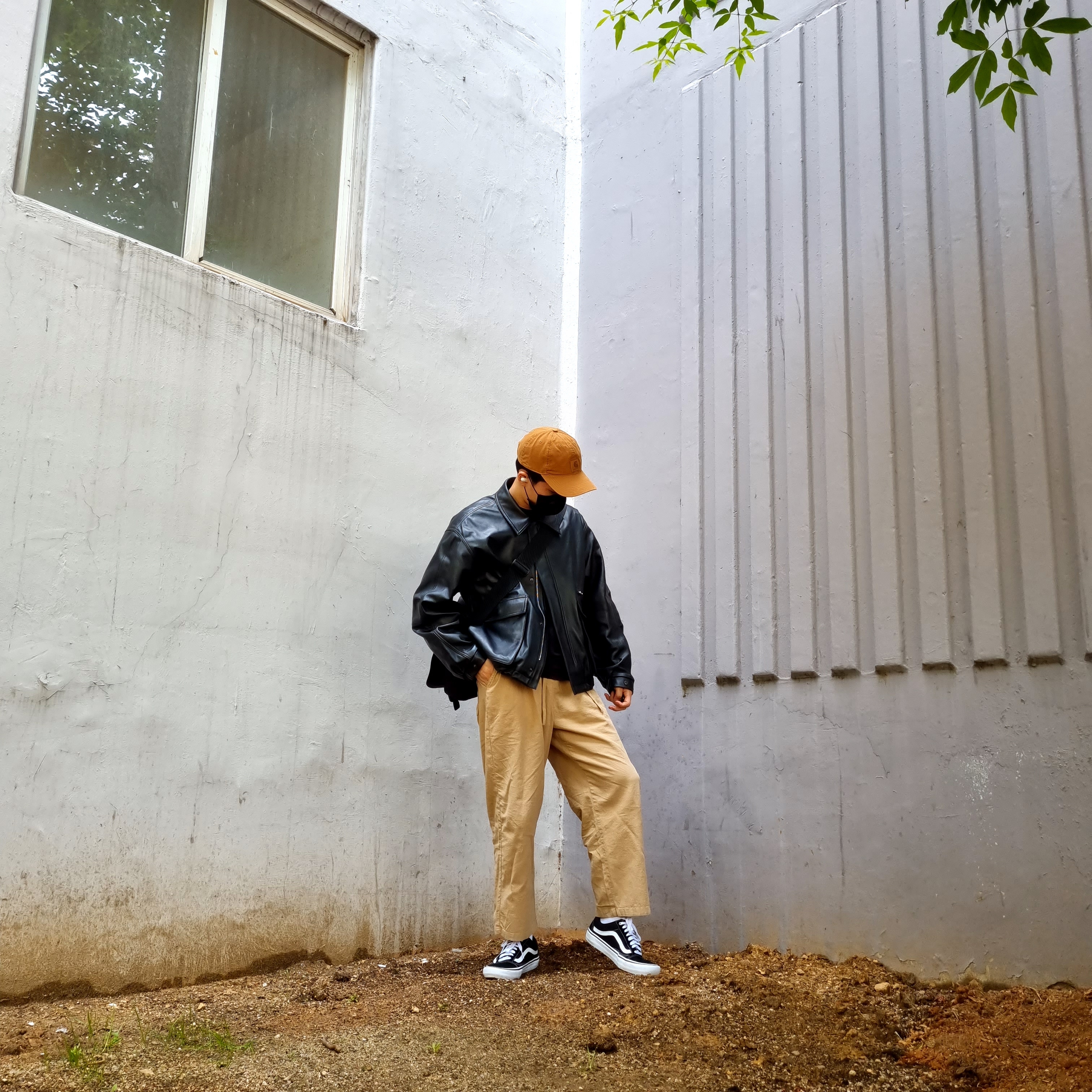 Vans Old Skool 36 DX Anaheim Factory Black White 착용 스타일