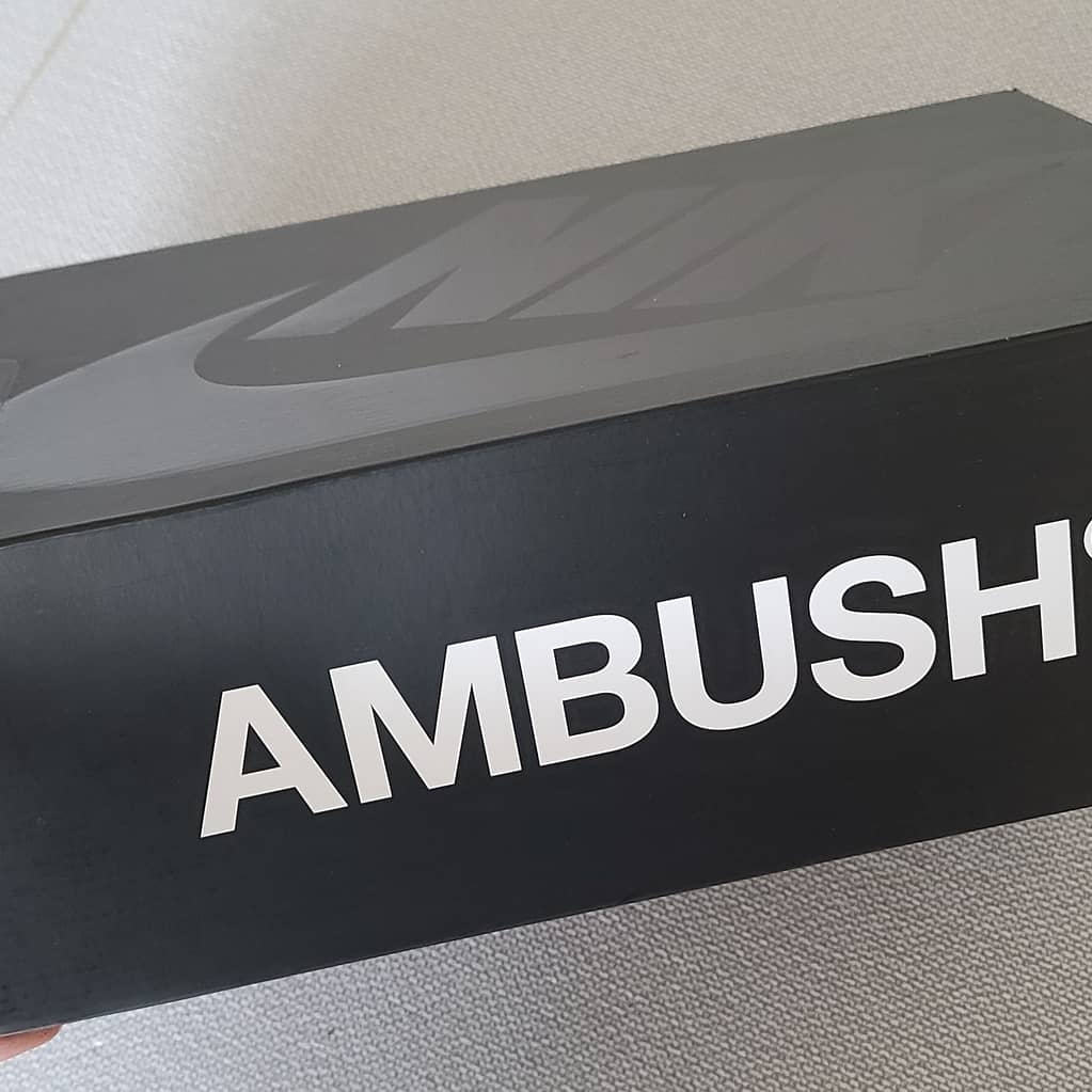 Nike x Ambush Dunk High Deep Royal Blue 착용 스타일 - 3