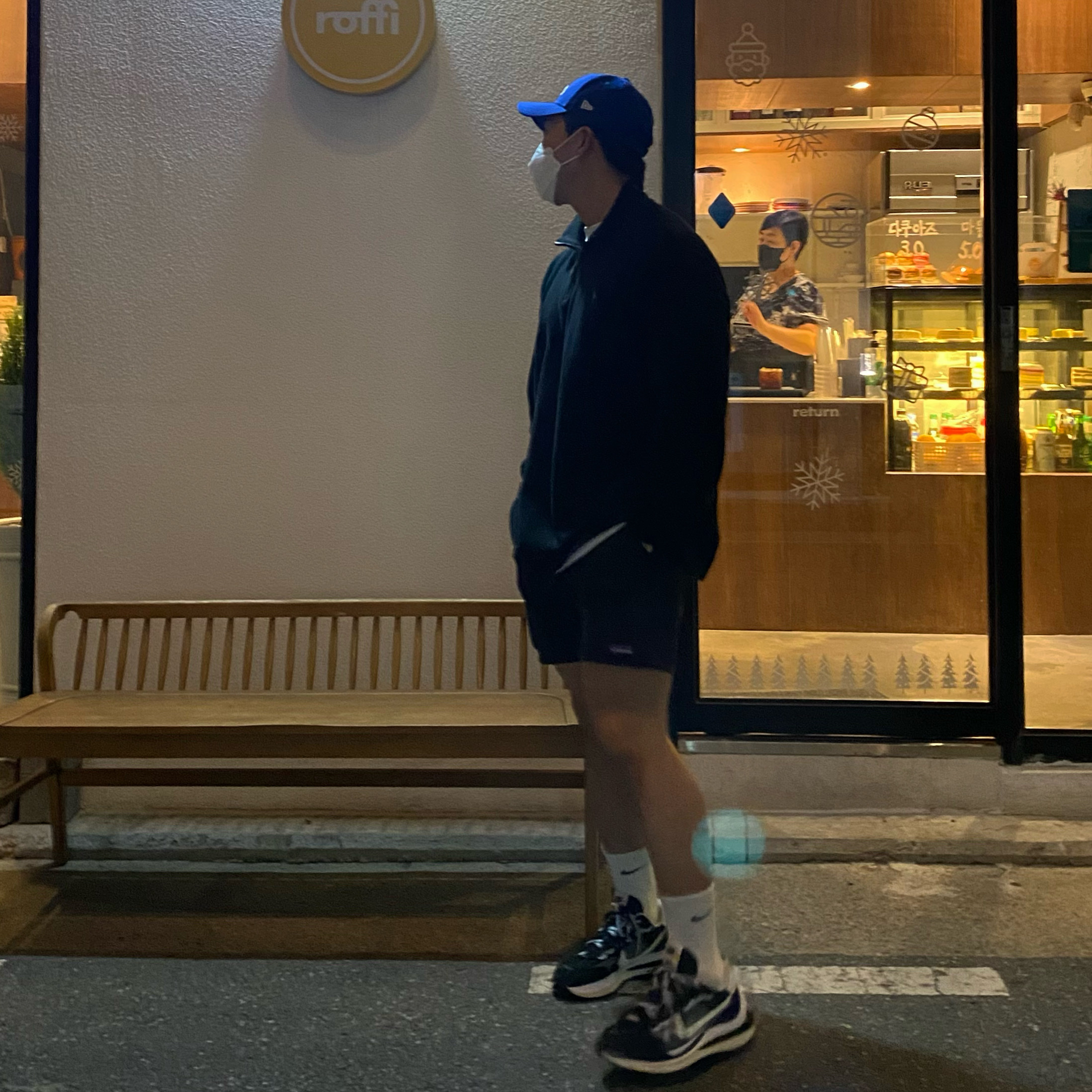 Nike x Sacai VaporWaffle Black White 착용 스타일