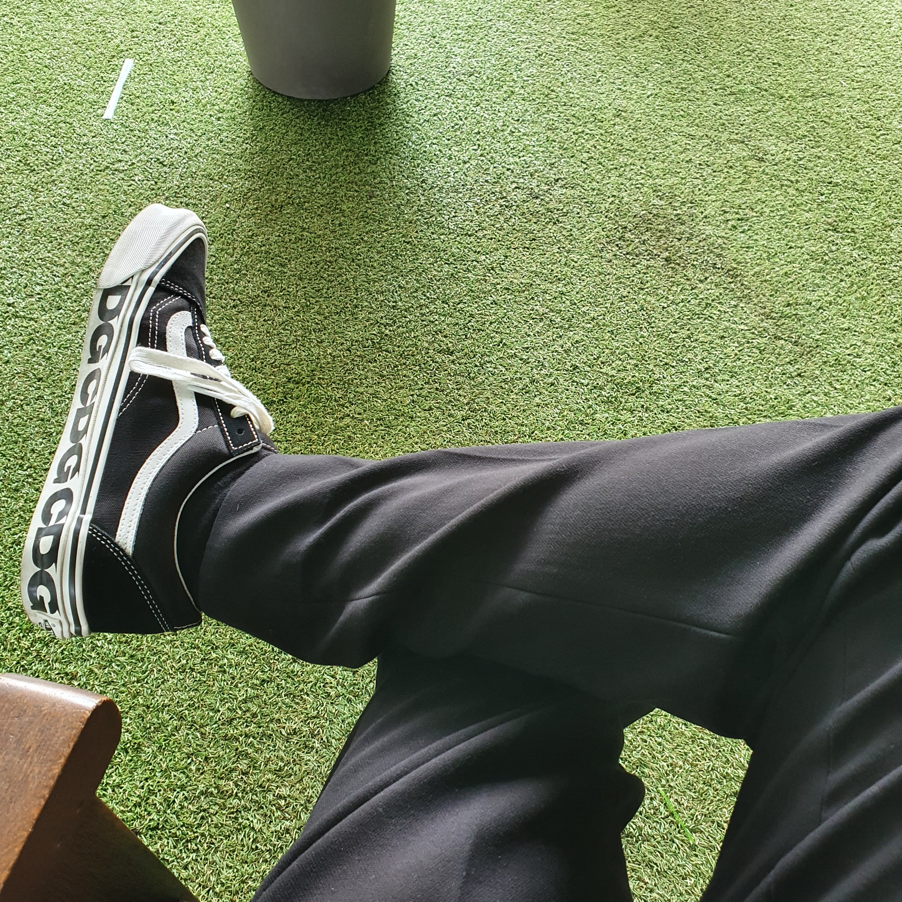 Vans Vault x CDG OG Old Skool LX Side Wall 착용 스타일 - 2