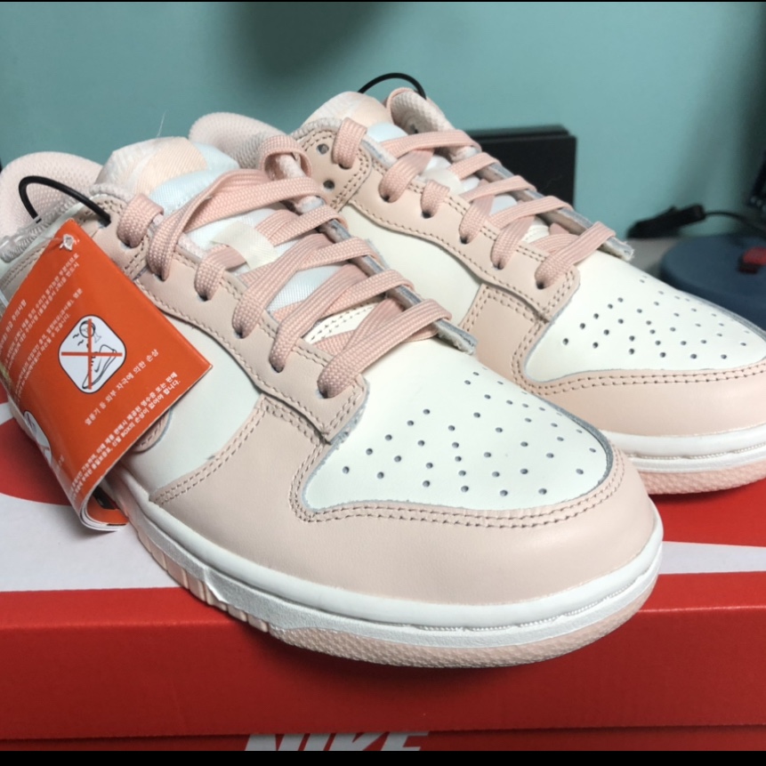 (W) Nike Dunk Low Orange Pearl 착용 스타일