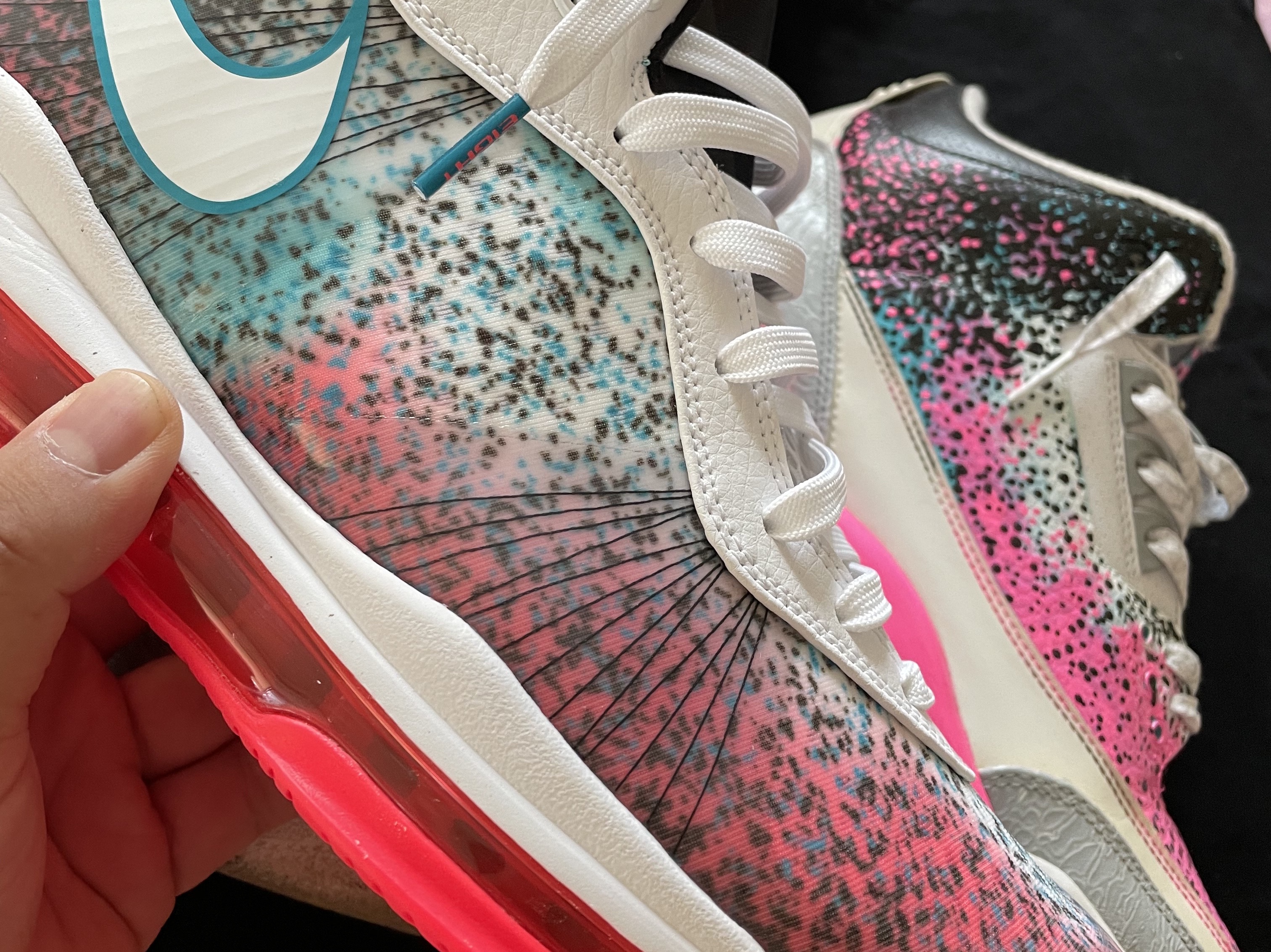 Nike LeBron 8 V/2 Low Miami Nights 2021 착용 스타일 - 2