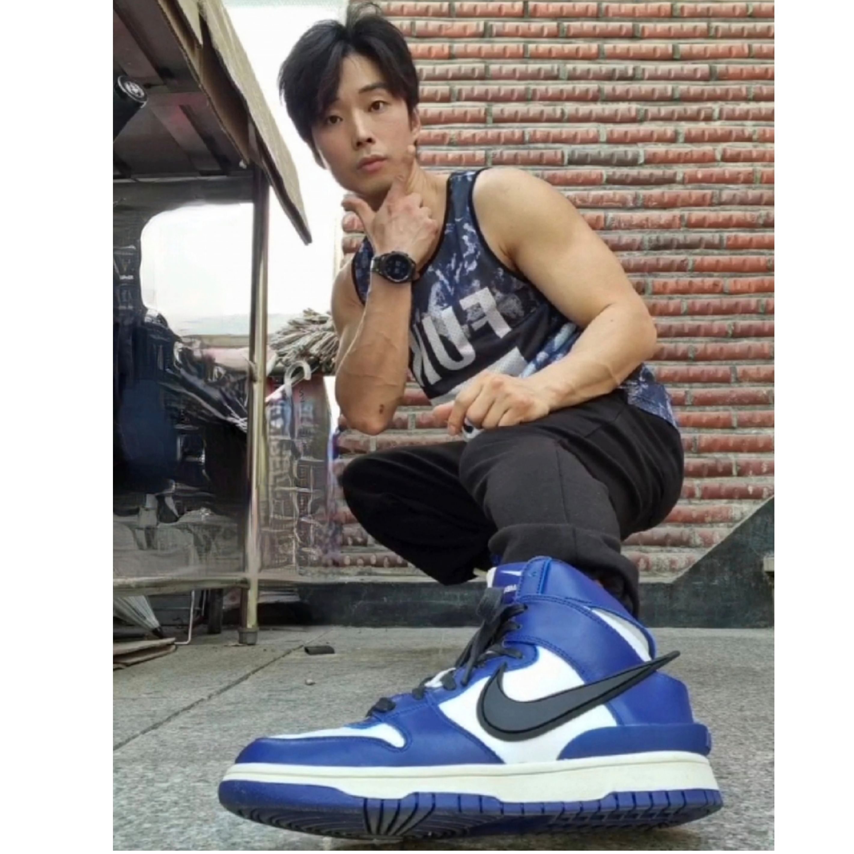 Nike x Ambush Dunk High Deep Royal Blue 착용 스타일 - 2