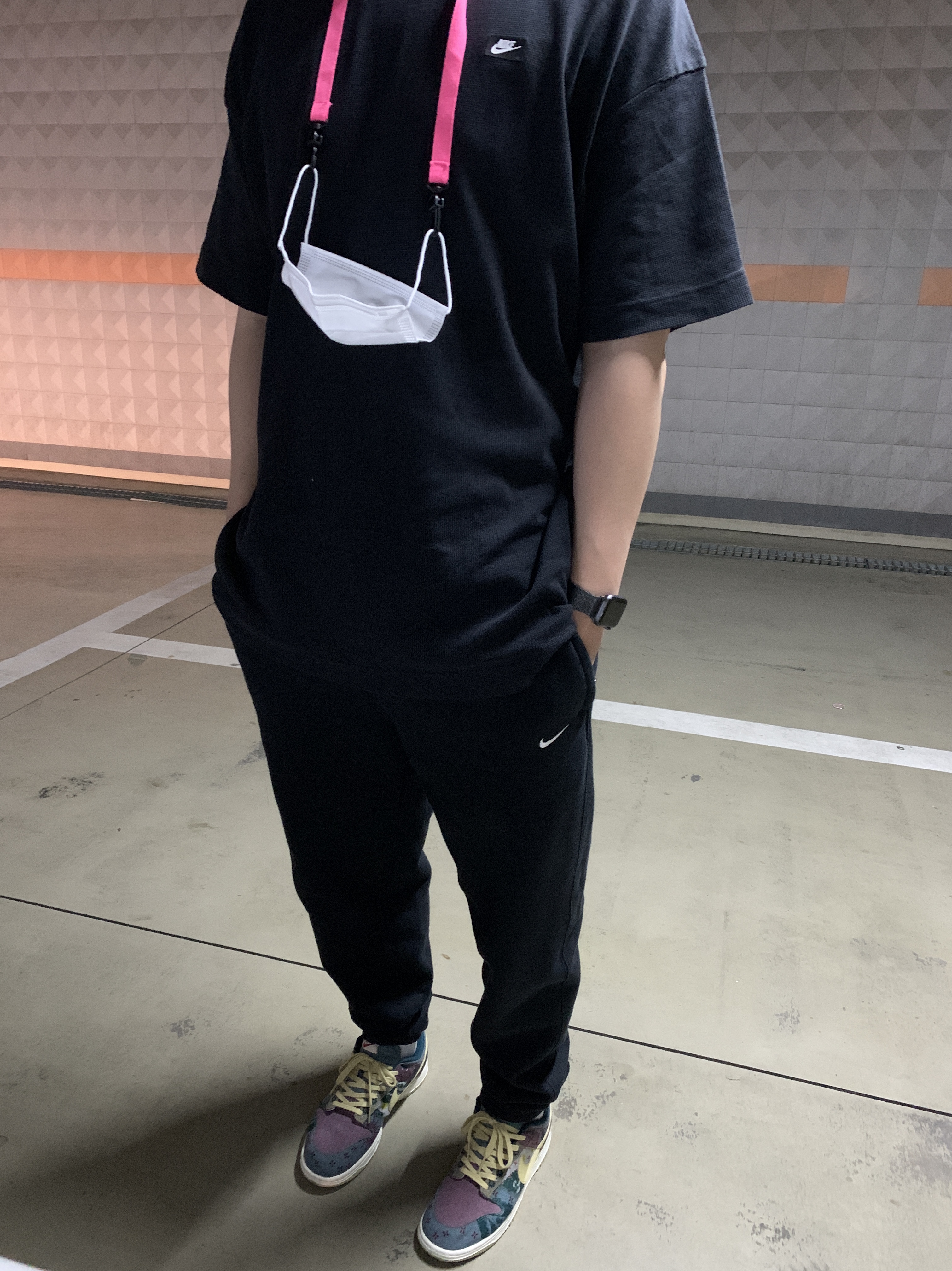 Nike Dunk Low SP Community Garden, Nike M NRG Sweatpants Black 착용 스타일