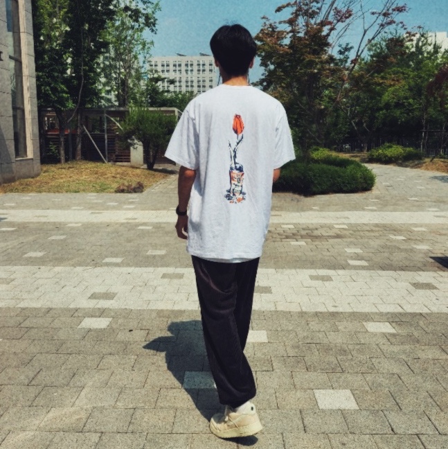 Nike x Stussy Air Force 1 Low Fossil 착용 스타일