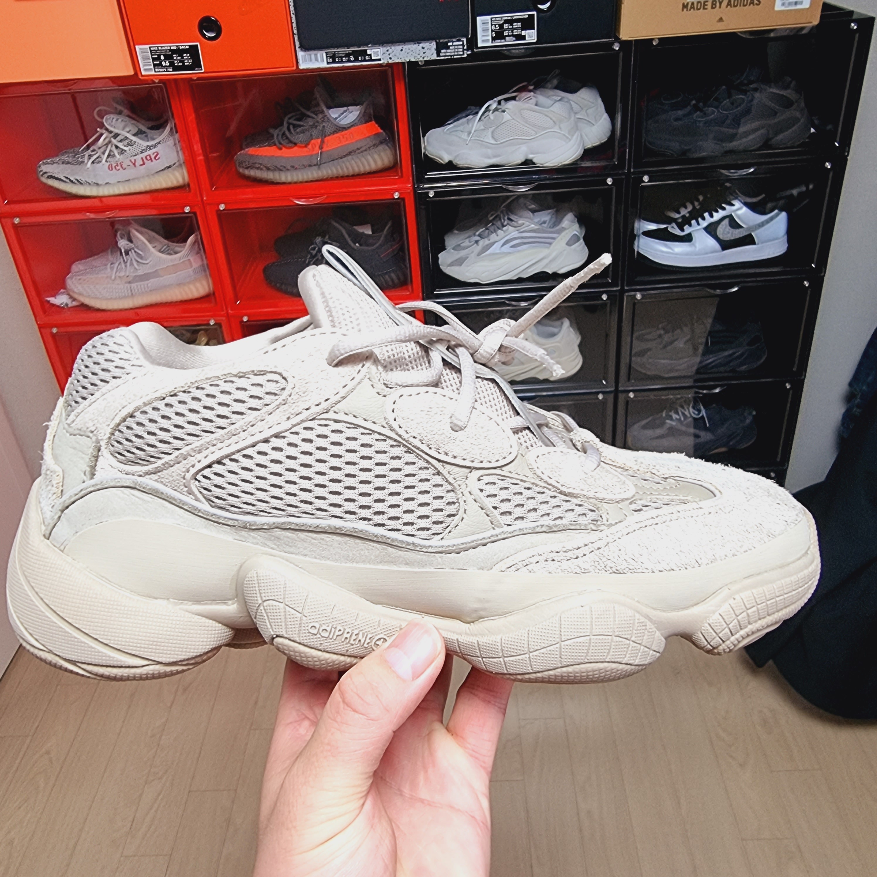 Adidas Yeezy 500 Taupe Light 착용 스타일 - 1