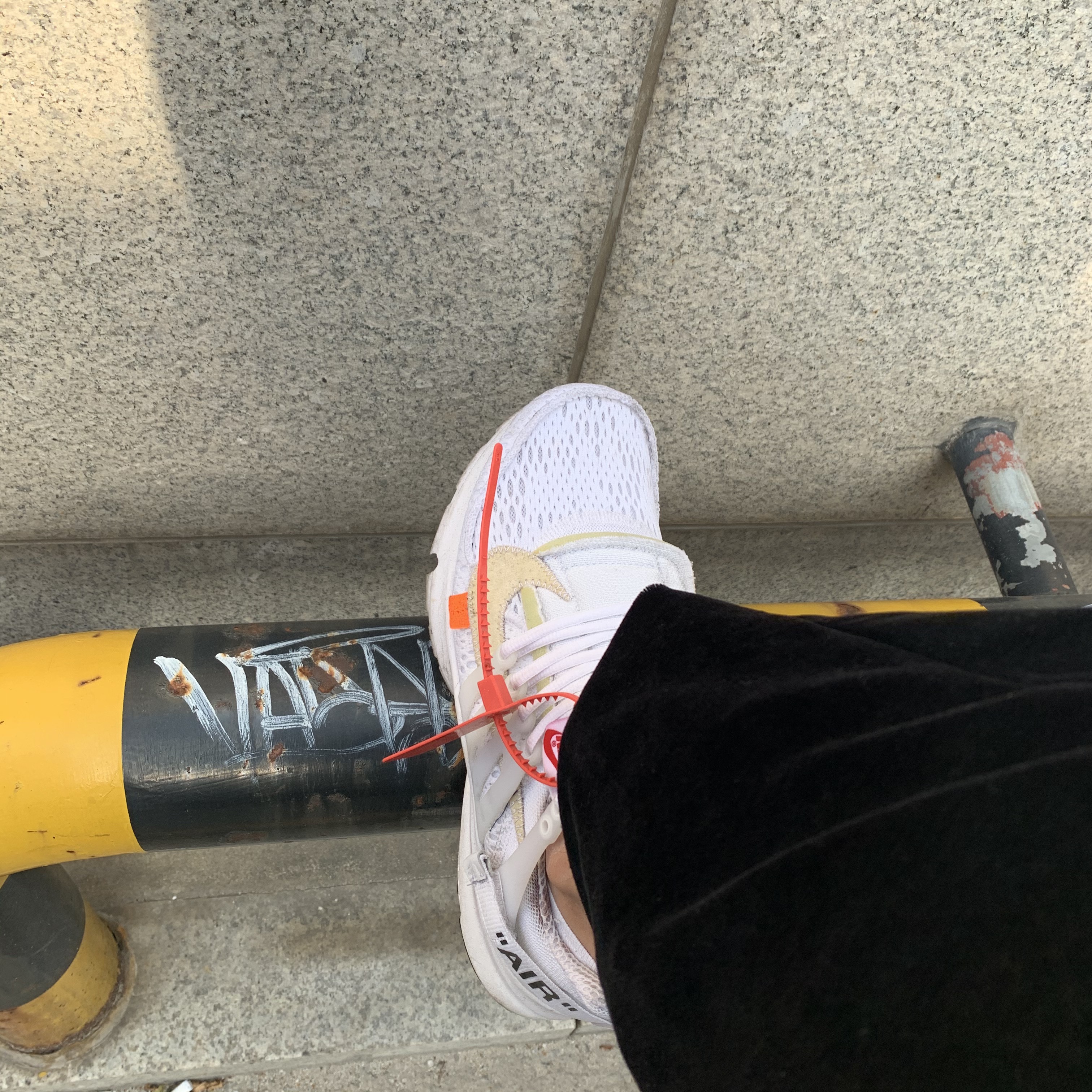 Nike x Off-White Air Presto White 착용 스타일 - 2