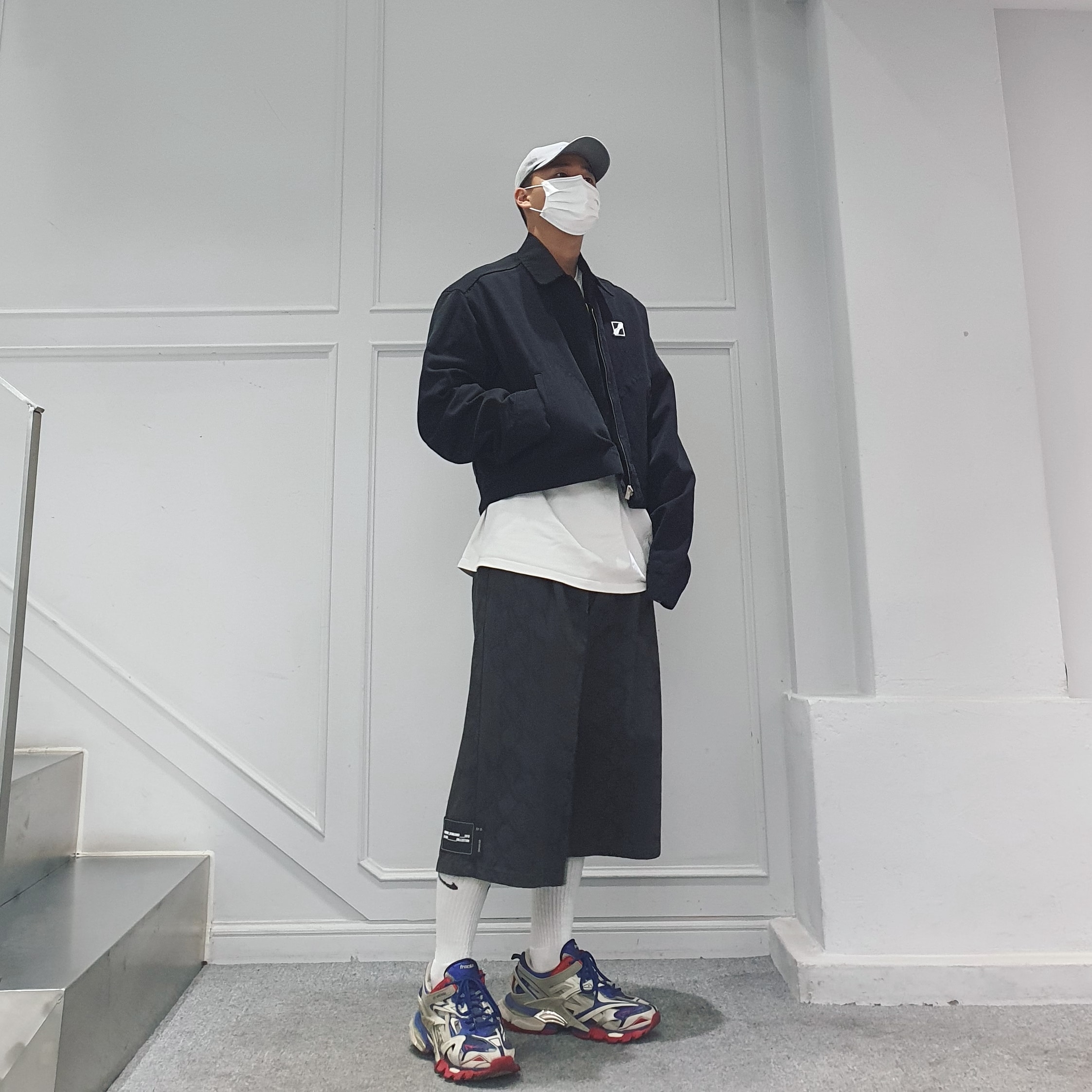 Balenciaga Track.2 Sneakers Blue Red 2019 착용 스타일
