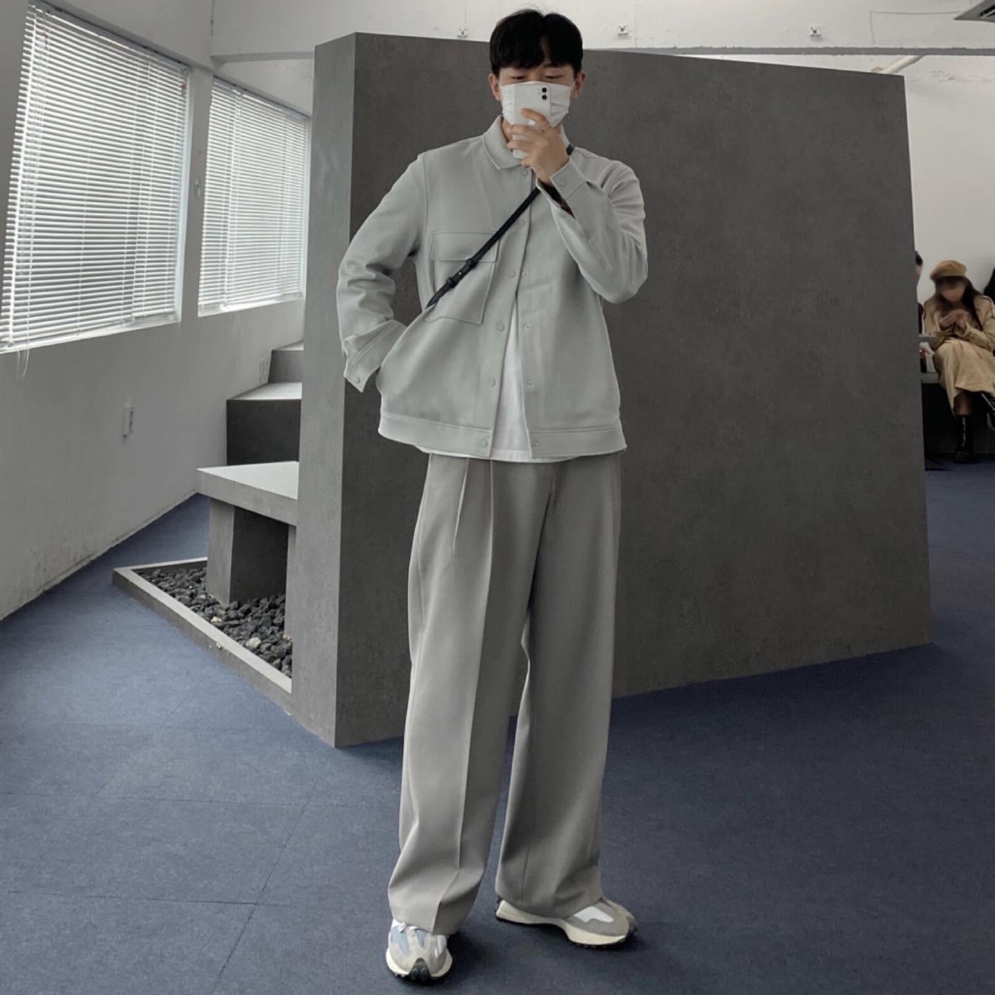 New Balance 327 Grey 착용 스타일 - 1