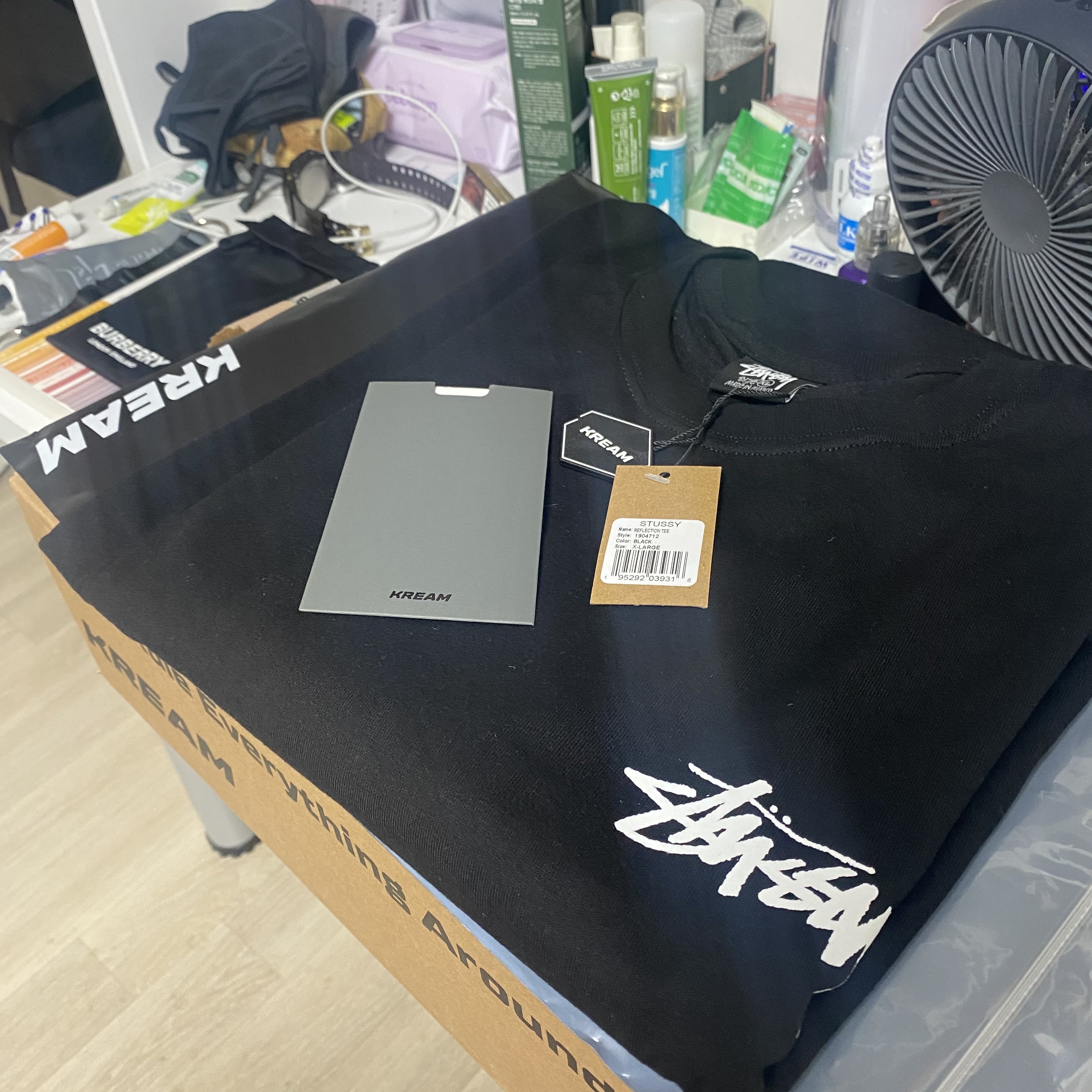 Stussy Reflection T-Shirt Black 착용 스타일 - 1