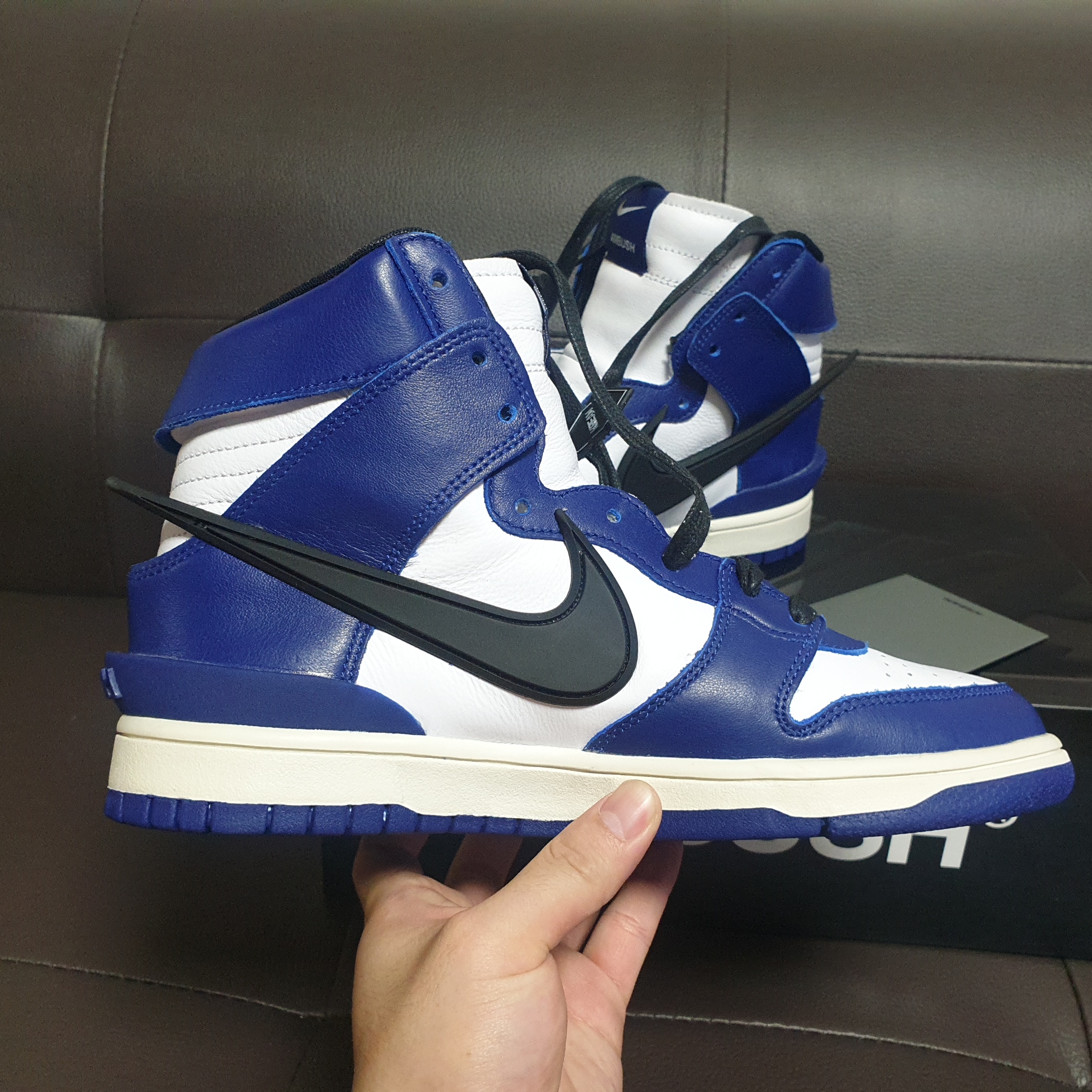 Nike x Ambush Dunk High Deep Royal Blue 착용 스타일 - 5