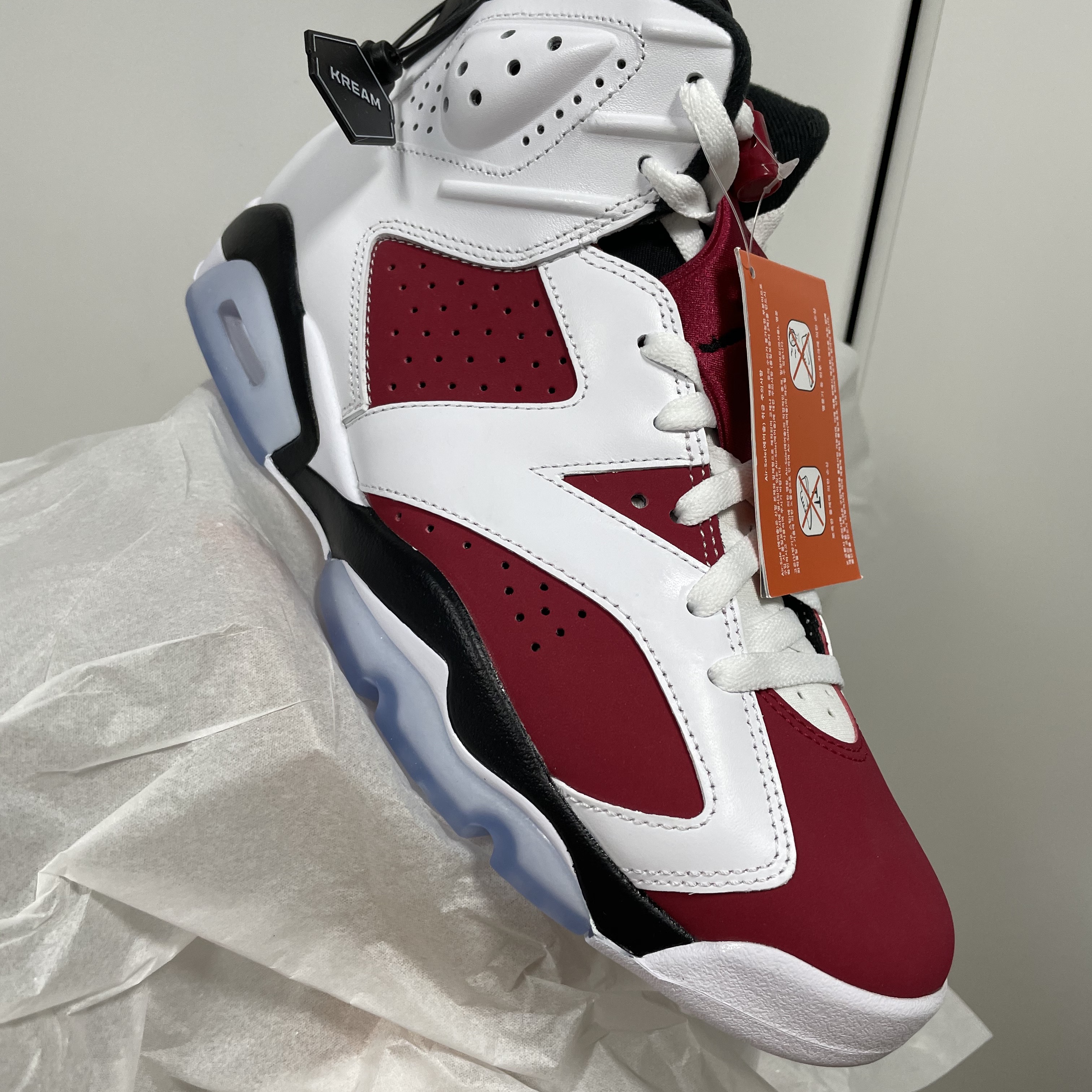 Jordan 6 Retro Carmine 2021 착용 스타일