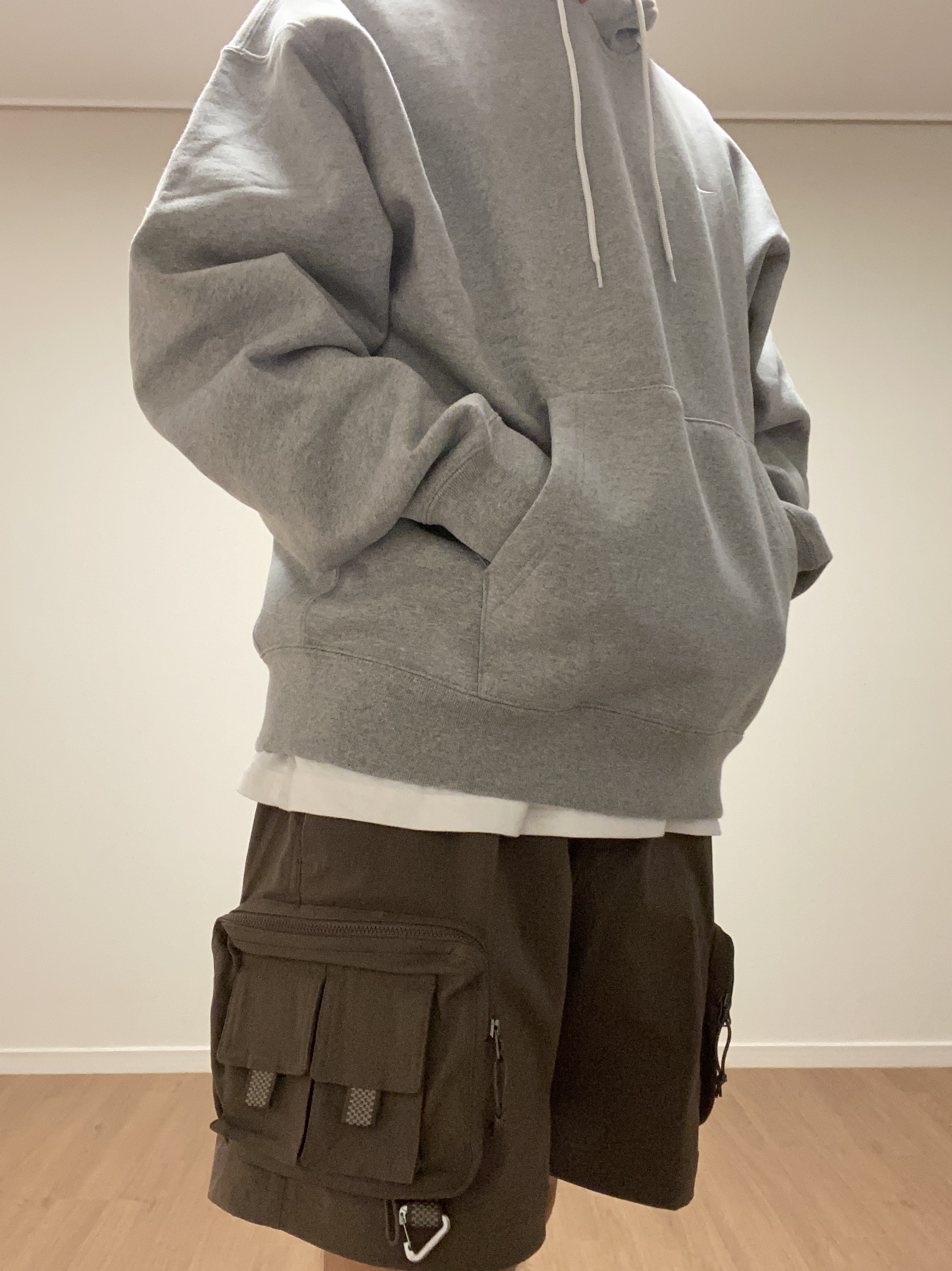 Nike x Drake Nocta Cardinal Stock Essential Hoodie Navy - Asia, Nike x Drake Nocta Cardinal Stock Essential Fleece Pants Navy - Asia 착용 스타일 - 2