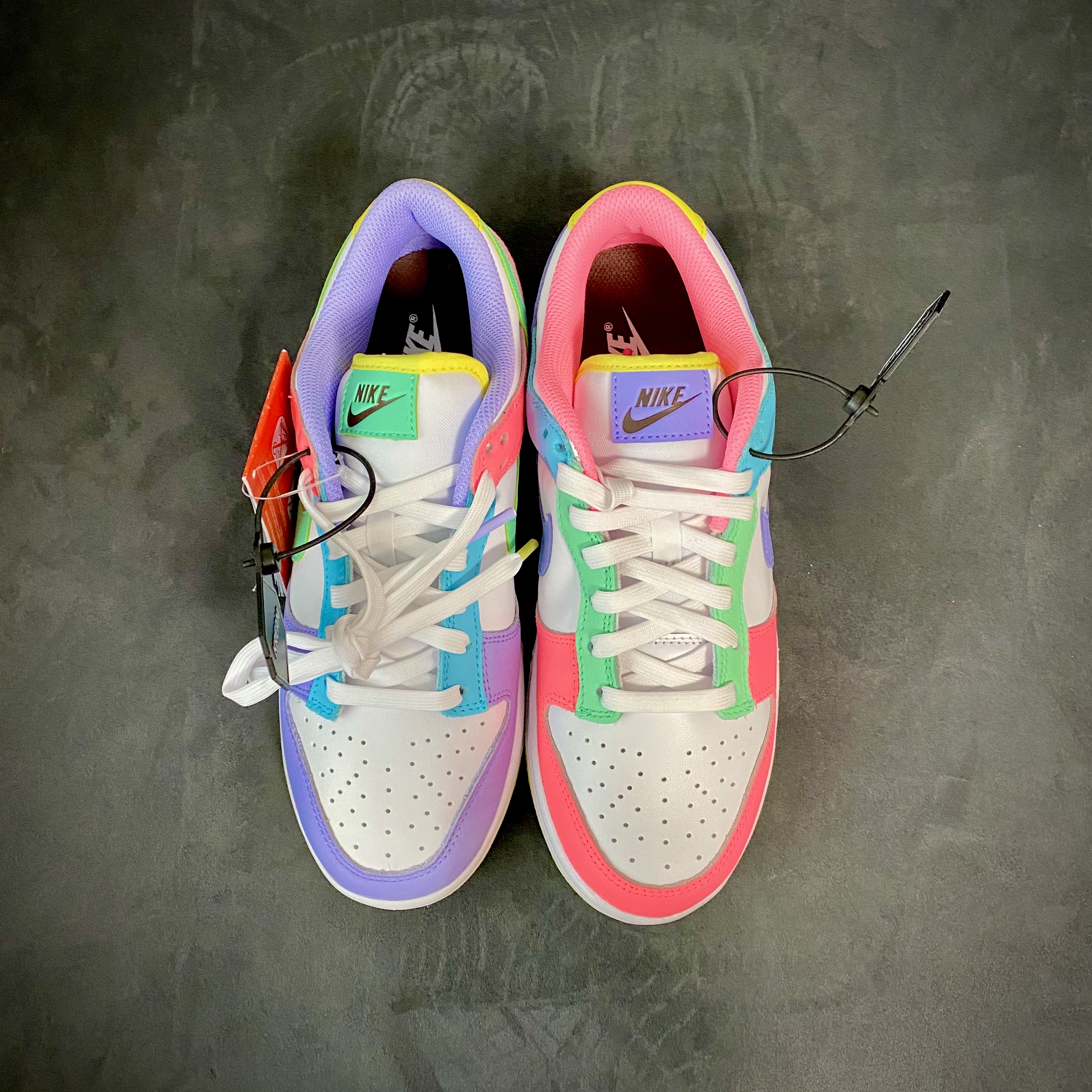 (W) Nike Dunk Low SE Candy 착용 스타일 - 2
