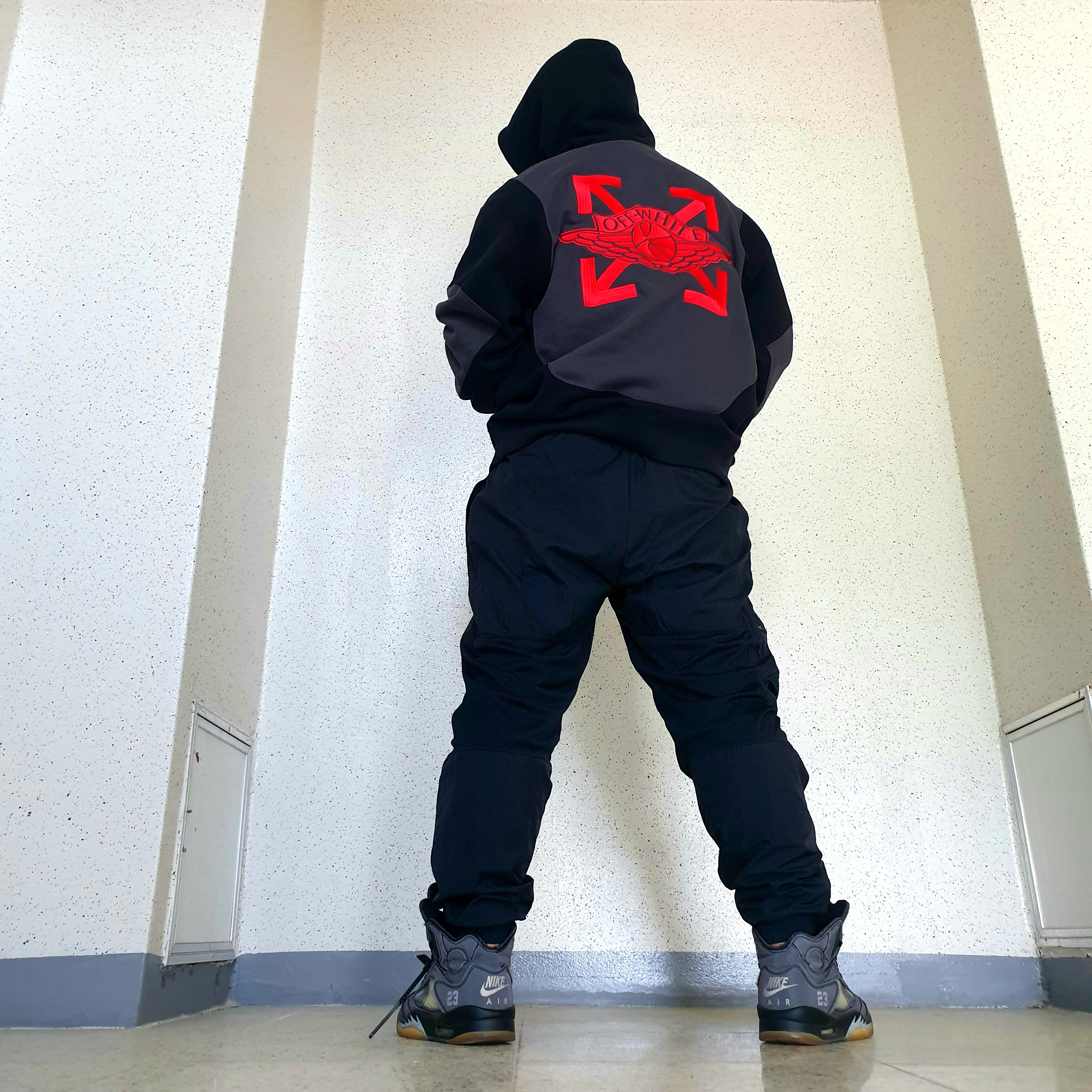Jordan 5 x Off-White Retro SP Black Muslin, Jordan x Off-White Fleece Pullover Hoodie Black - US/EU 착용 스타일 - 1