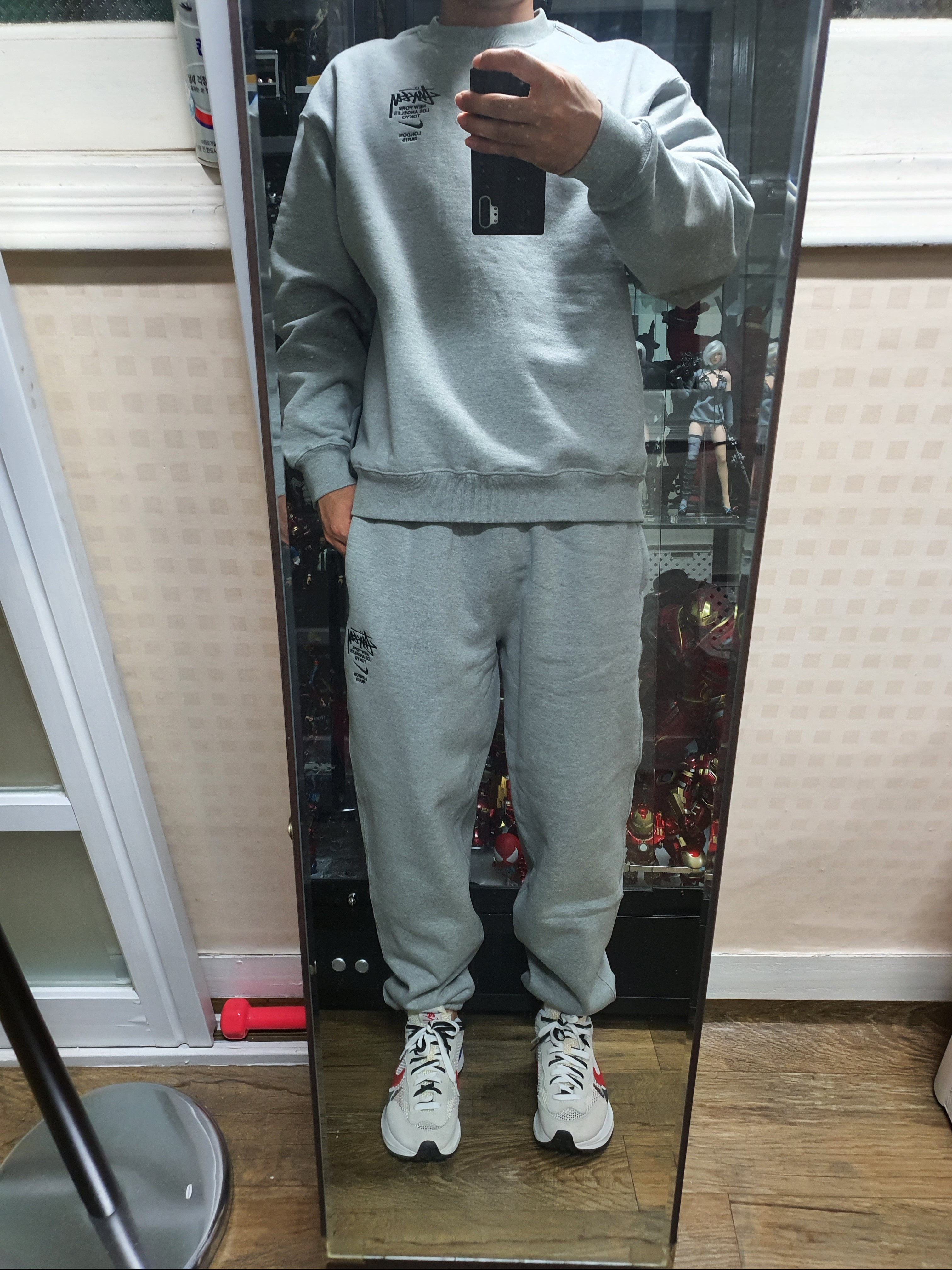 Nike x Stussy NRG ZR Fleece Pants Heather Grey - Asia, Nike x Stussy NRG ZR Fleece Crewneck Heather Grey - Asia 착용 스타일