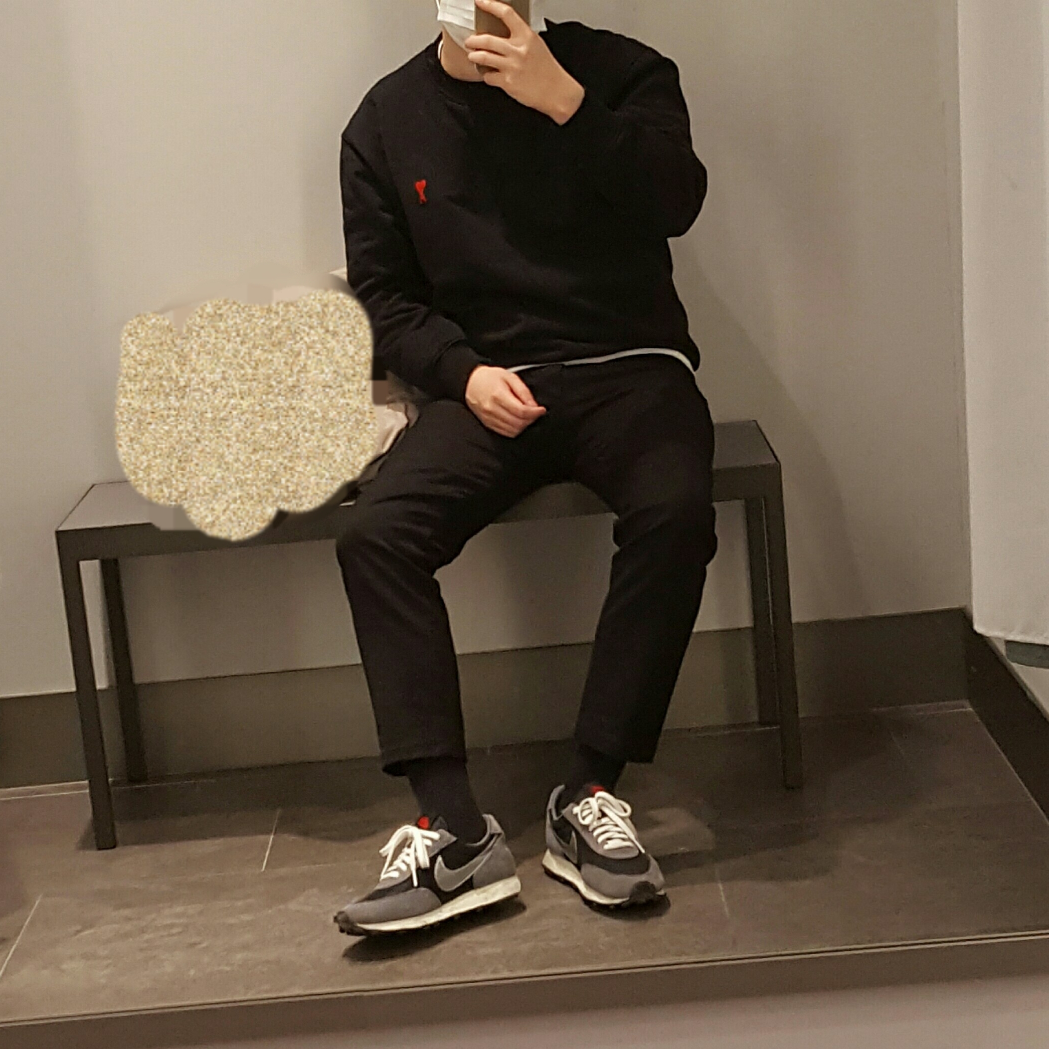 Nike Daybreak SP Black Metallic Silver, AMI de Coeur Sweatshirt Black 착용 스타일