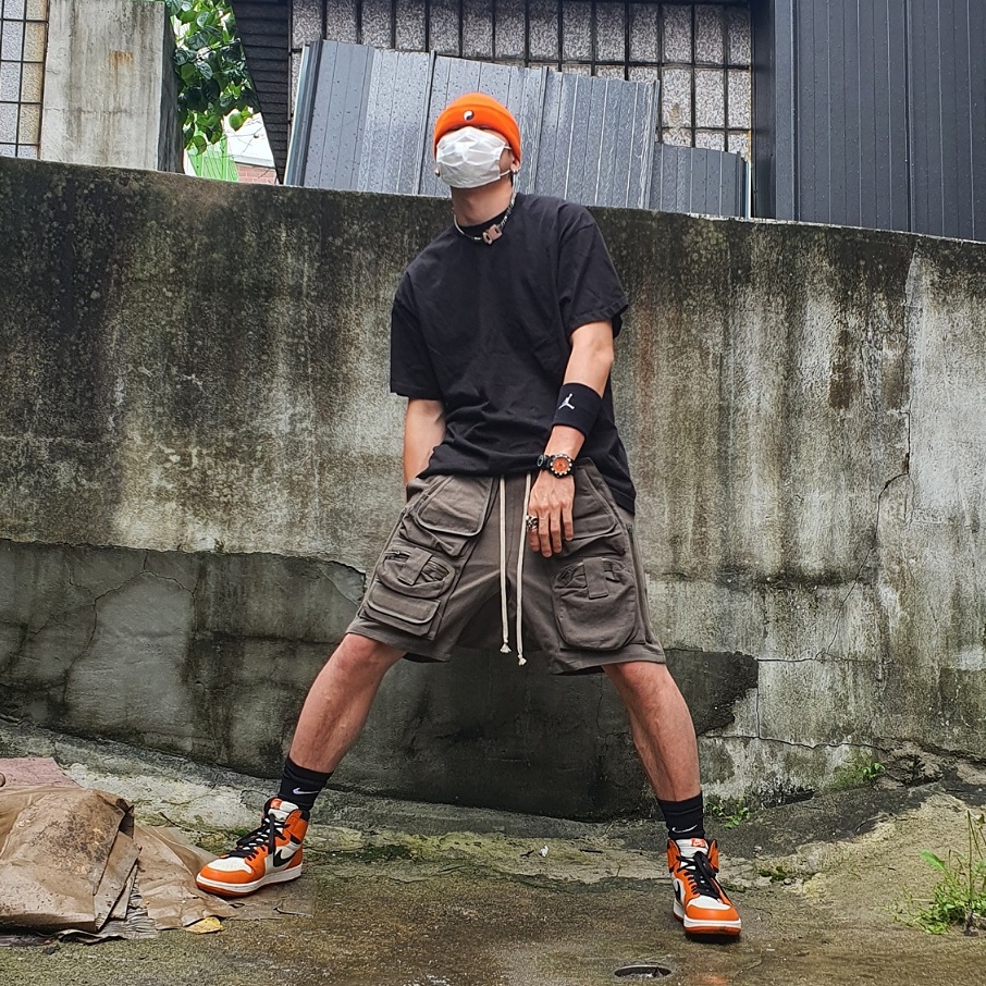 Stussy x Our Legacy Yin Yang Beanie Orange, Jordan 1 Retro High OG Reverse Shattered Backboard 착용 스타일