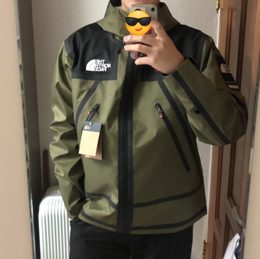 Supreme x The North Face Summit Series Outer Tape Seam Coaches Jacket Olive - 21SS, Supreme x The North Face Summit Series Outer Tape Seam Jacket Olive - 21SS 착용 스타일 - 2