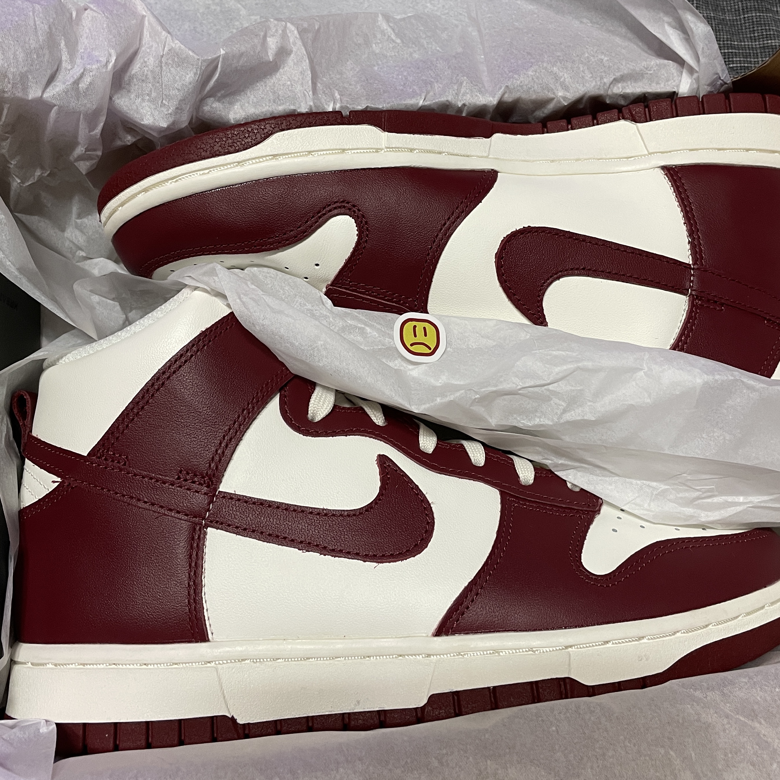 (W) Nike Dunk High Team Red 착용 스타일