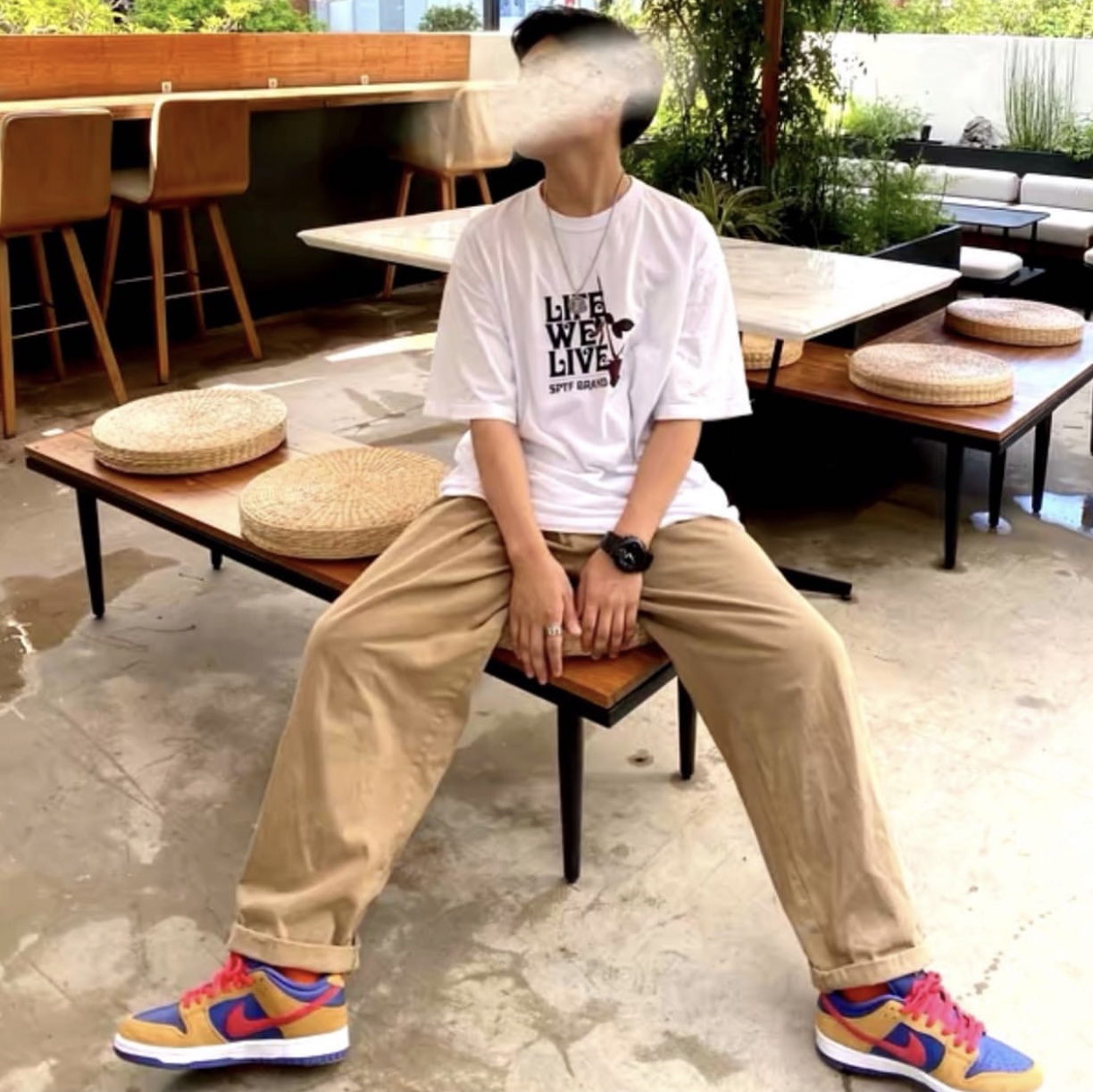 Nike SB Dunk Low Pro Wheat and Purple 착용 스타일 - 2