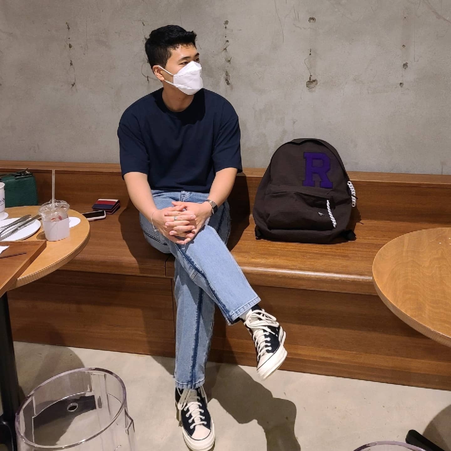 Converse x Fear of God Essentials Chuck 70 Hi Black 2020 착용 스타일 - 3