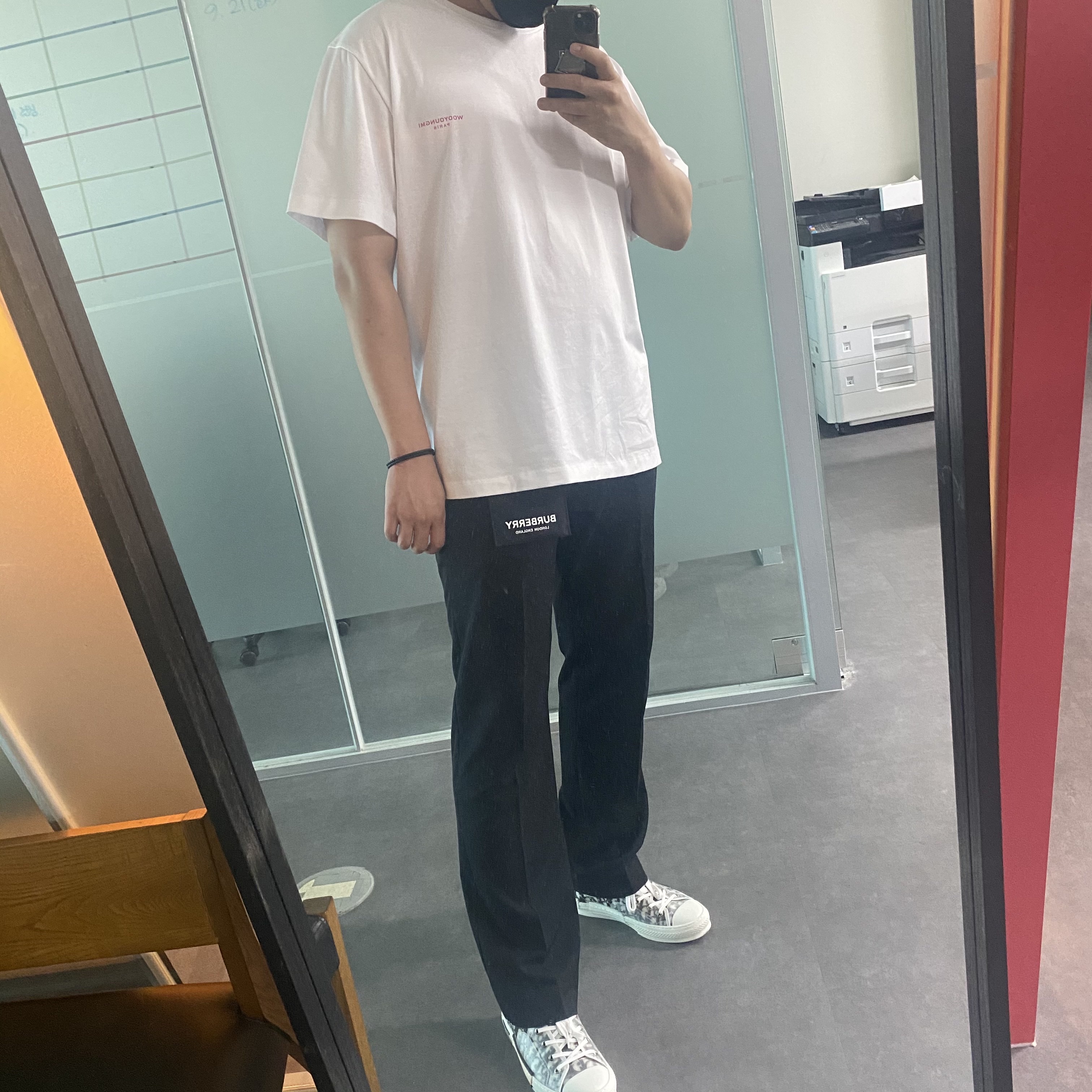 Dior B23 Low Dior Oblique White & Black 착용 스타일 - 1