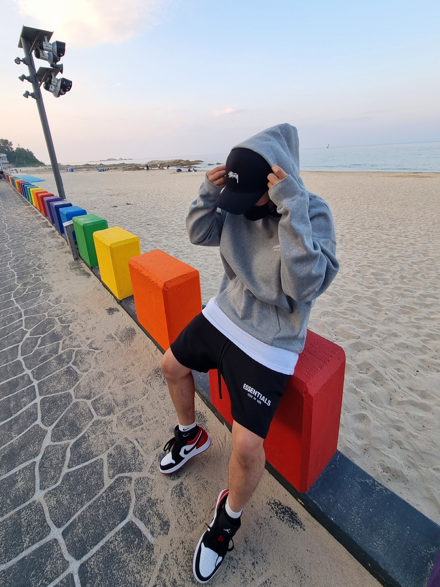 Essentials Sweatshorts Black 2020, Jordan 1 Low Black Toe 착용 스타일