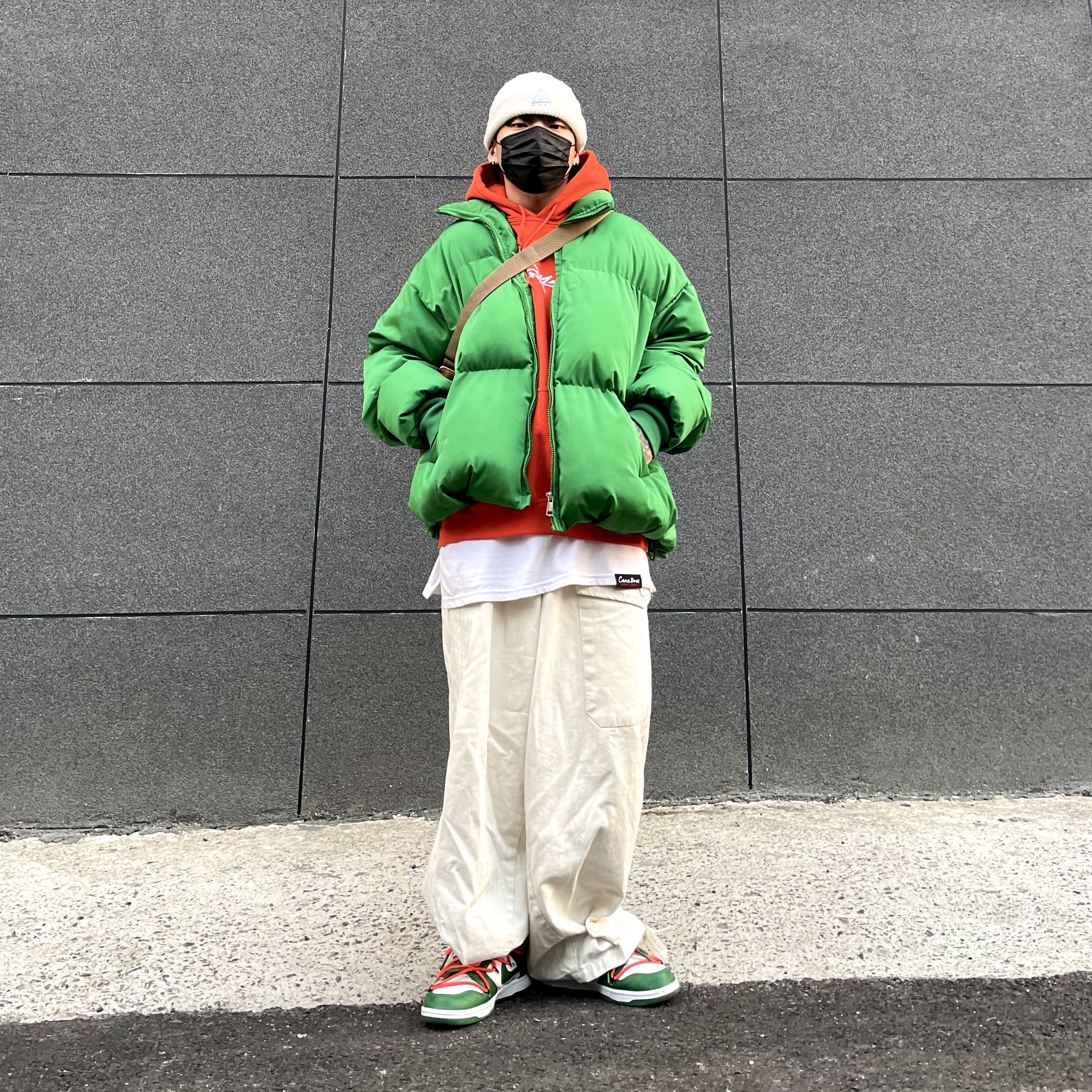 Nike x Off-White Dunk Low Pine Green 착용 스타일 - 4