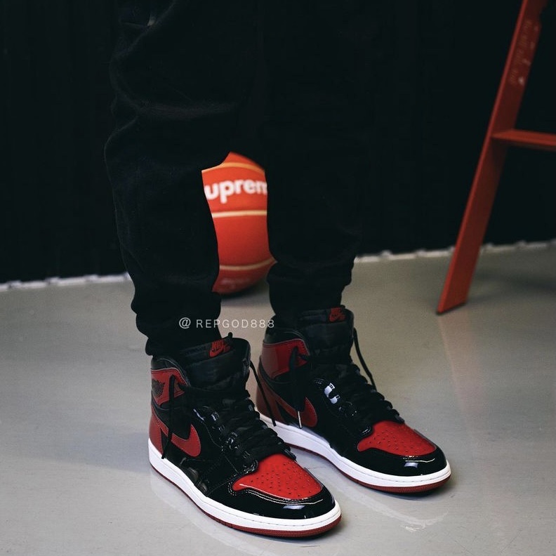Jordan 1 Retro High OG Bred Banned 2016, Jordan 1 Retro High OG Bred 2013 착용 스타일 - 2