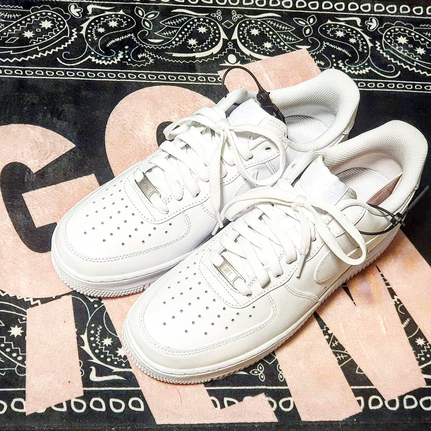 Nike Air Force 1 '07 Low White 착용 스타일 - 1