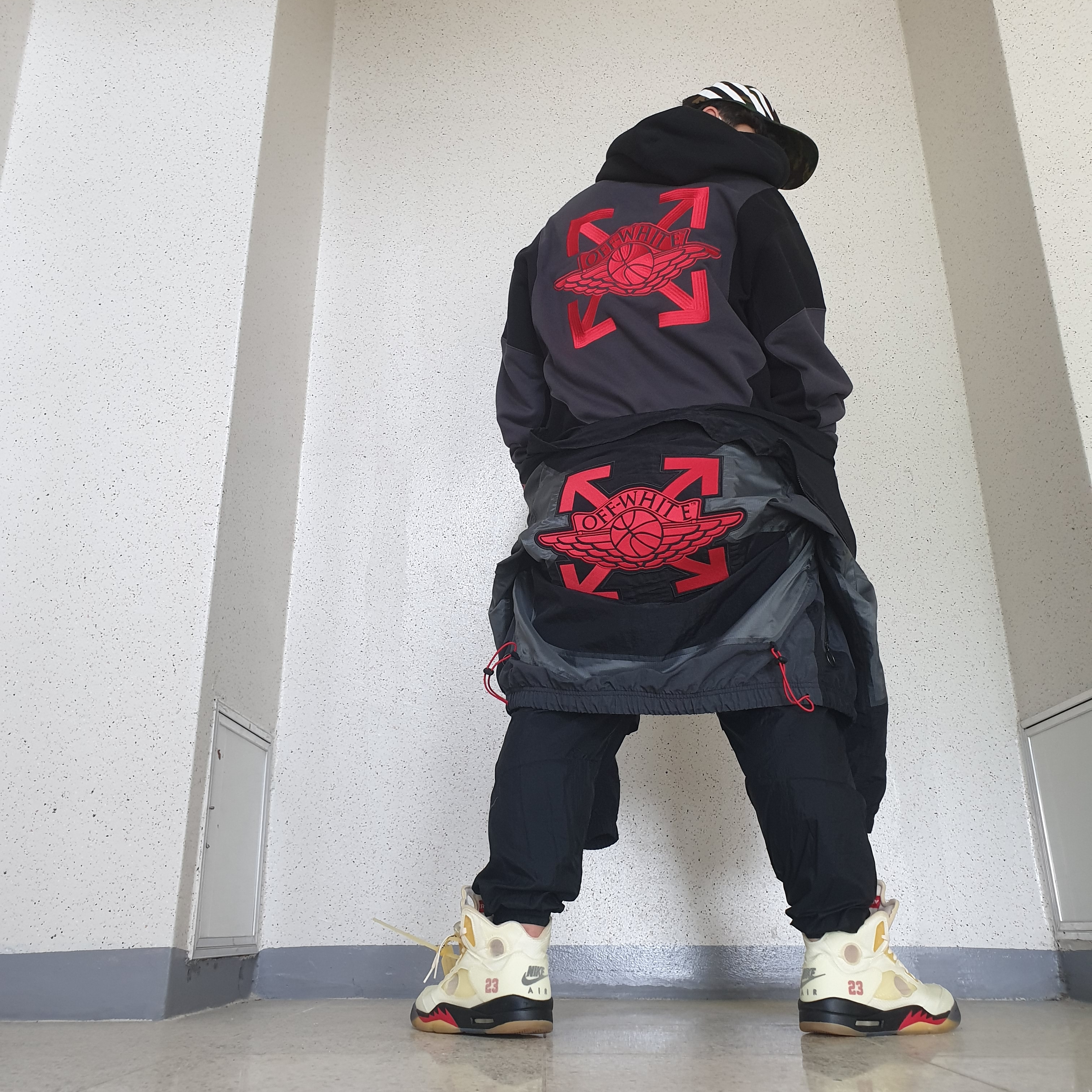 Jordan x Off-White Woven Jacket Black - US/EU, Jordan x Off-White Fleece Pullover Hoodie Black - US/EU 착용 스타일 - 2