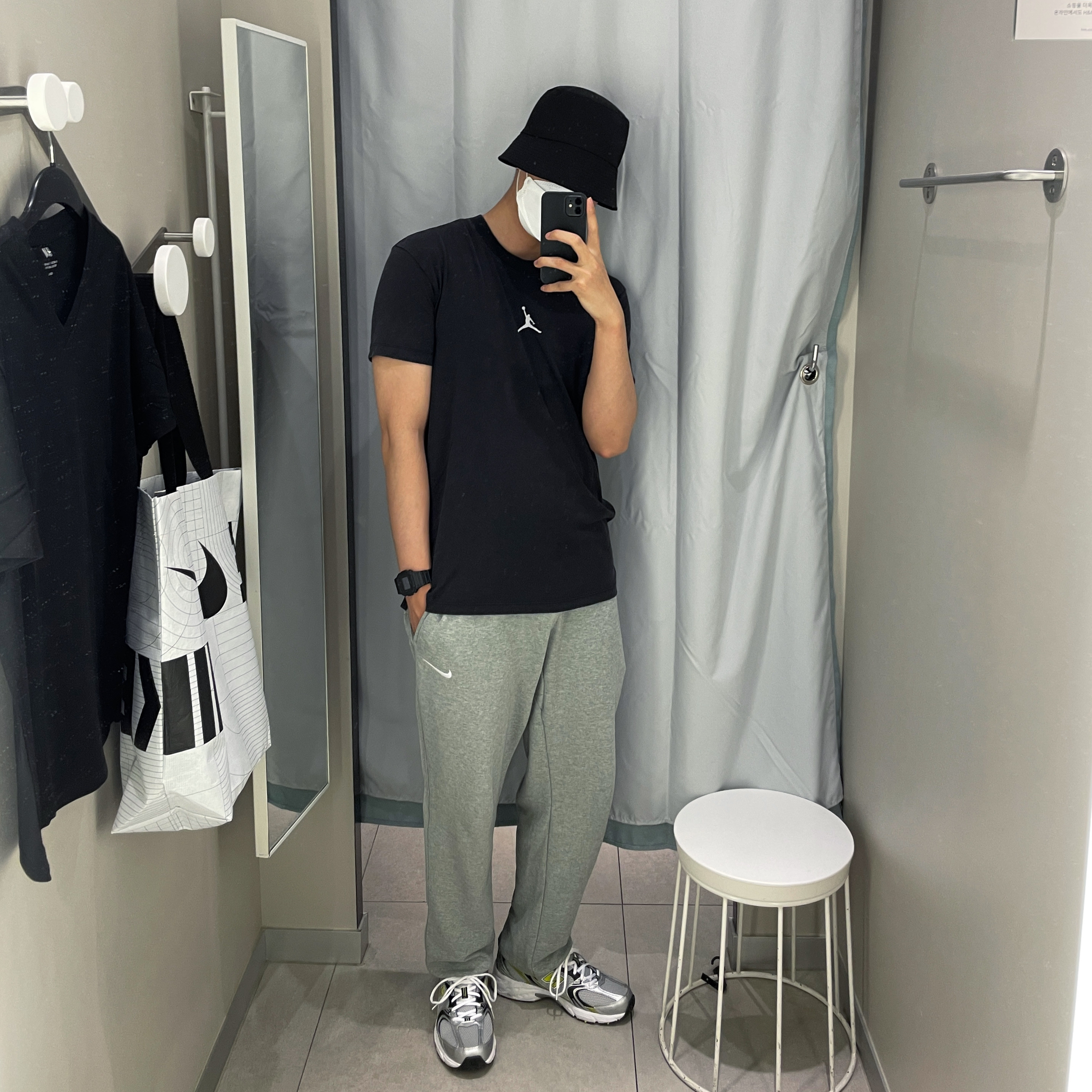 New Balance 530 Silver 착용 스타일