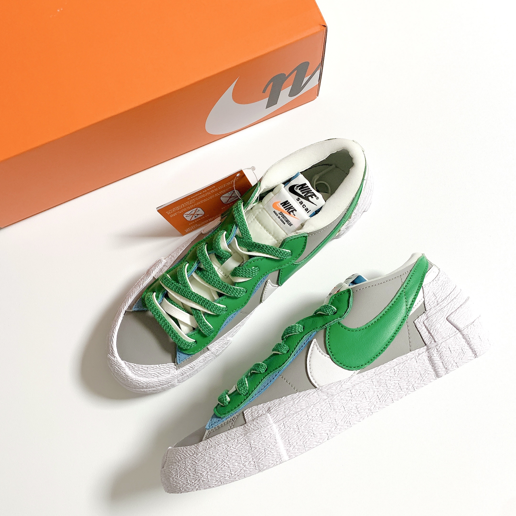 Nike x Sacai Blazer Low Classic Green 착용 스타일 - 1