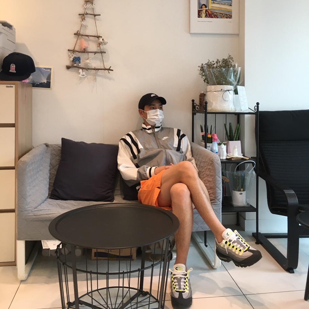 Nike Air Max 95 OG Neon Yellow 2020 착용 스타일