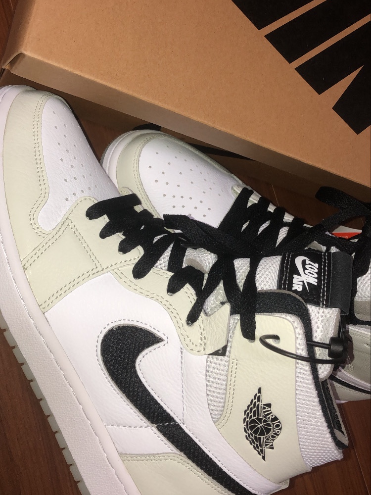 (W) Jordan 1 Zoom Air CMFT Light Bone 착용 스타일
