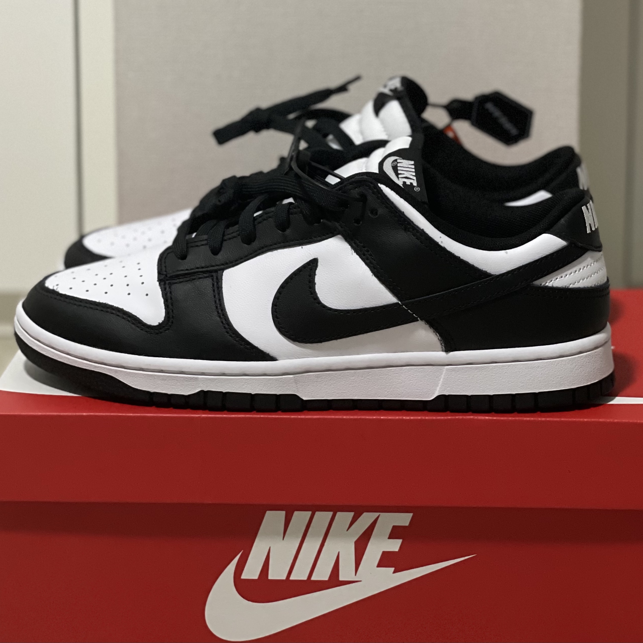 Nike Dunk Low Retro Black 착용 스타일