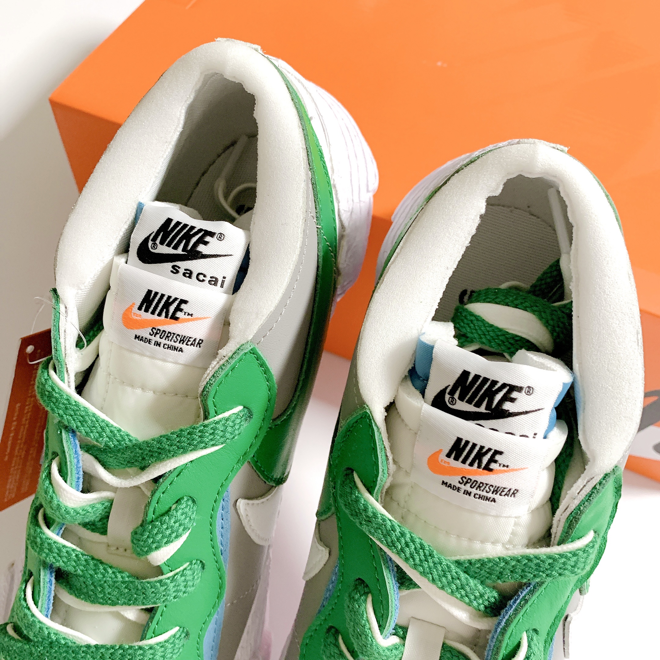 Nike x Sacai Blazer Low Classic Green 착용 스타일 - 3