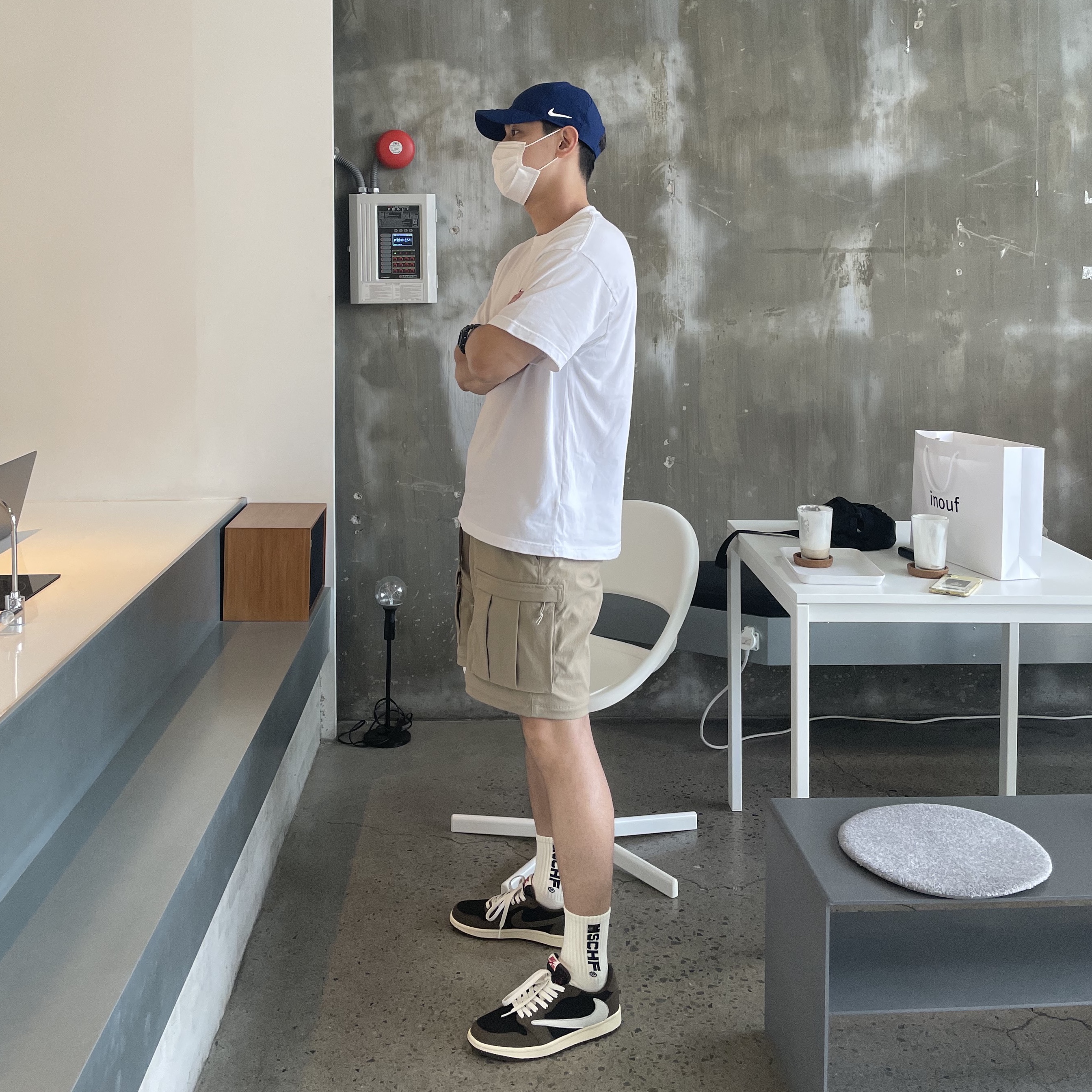 Jordan 1 x Travis Scott Retro Low OG SP Mocha, Nike x Drake Nocta Cardinal Stock Essential Cap Navy 착용 스타일
