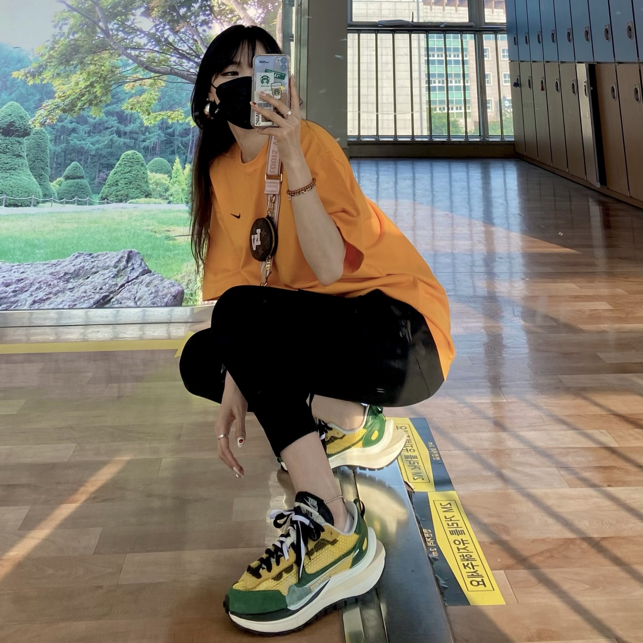 Nike x Kim Jones Oversized T-Shirt Circuit Orange - Asia, Nike x Sacai VaporWaffle Tour Yellow & Gorge Green Sail 착용 스타일 - 1