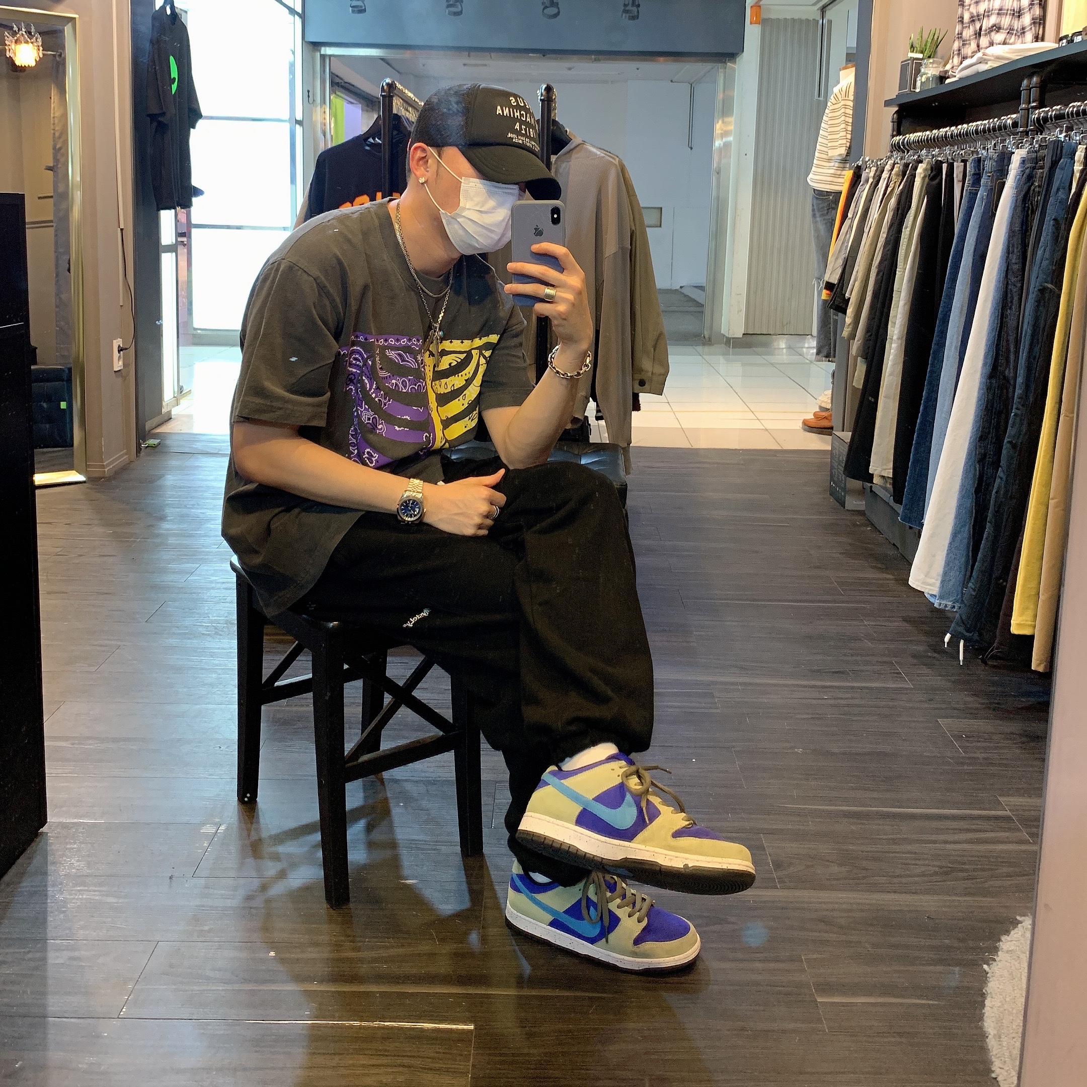 Nike SB Dunk Low Pro Celadon 착용 스타일 - 2