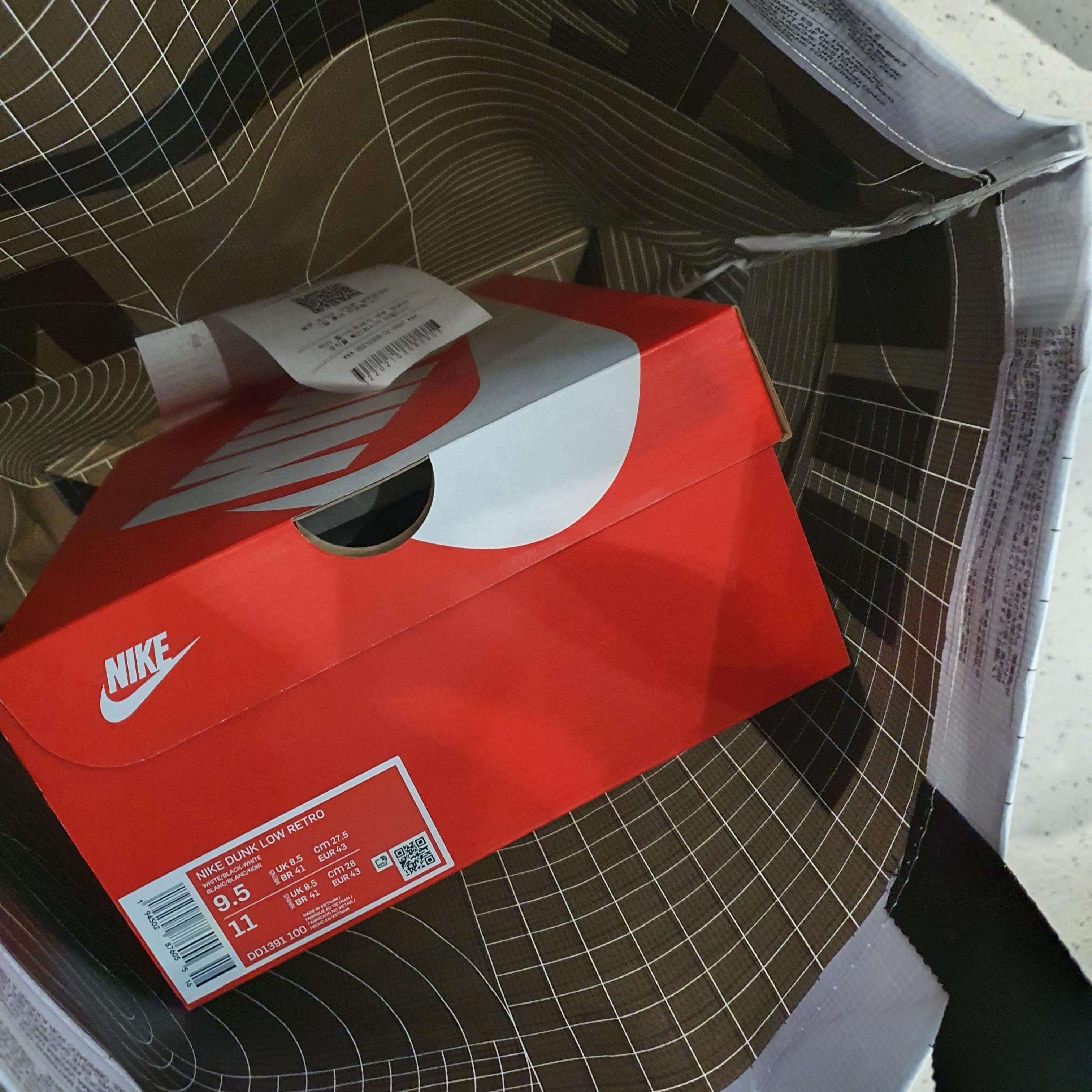 Nike Dunk Low Retro Black 착용 스타일