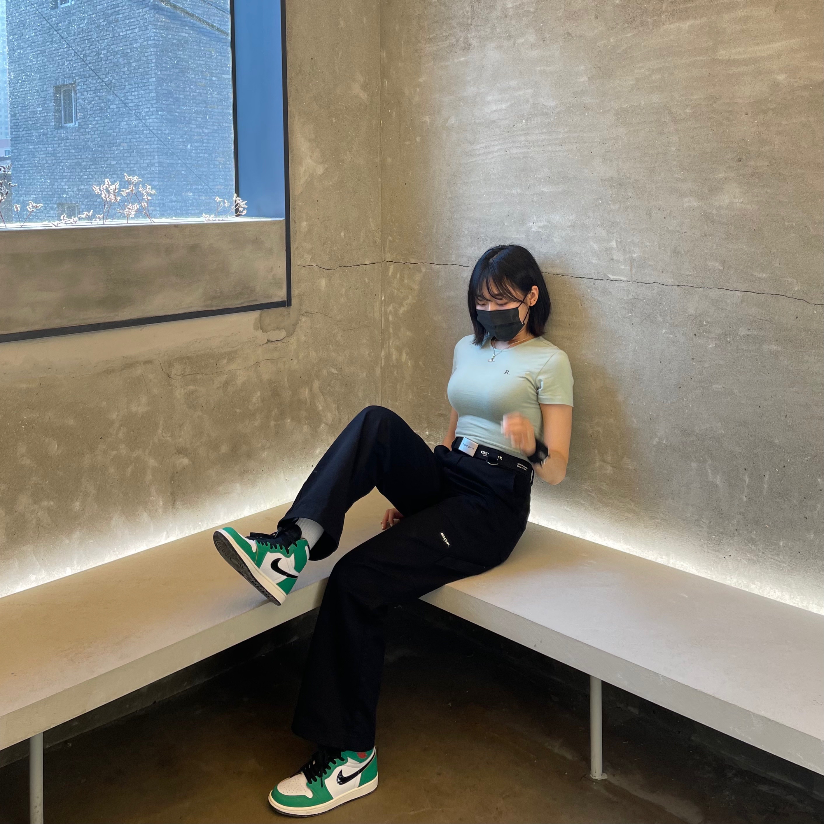 (W) Jordan 1 Retro High OG Lucky Green 착용 스타일 - 2